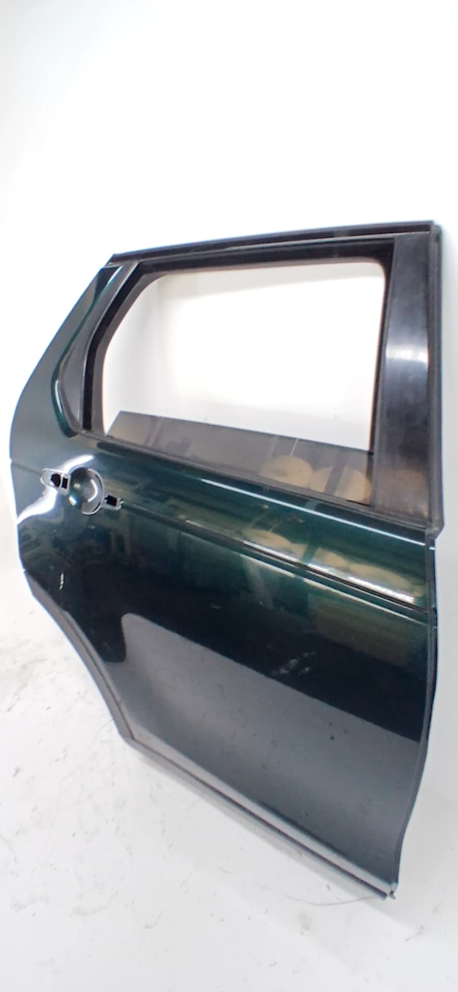 Puerta trasera derecha LAND ROVER DISCOVERY SPORT 3