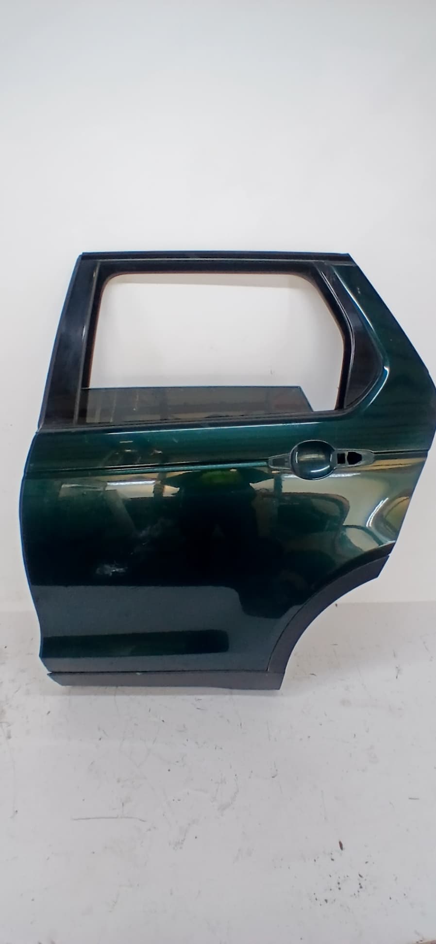 Puerta trasera izquierda LAND ROVER DISCOVERY SPORT