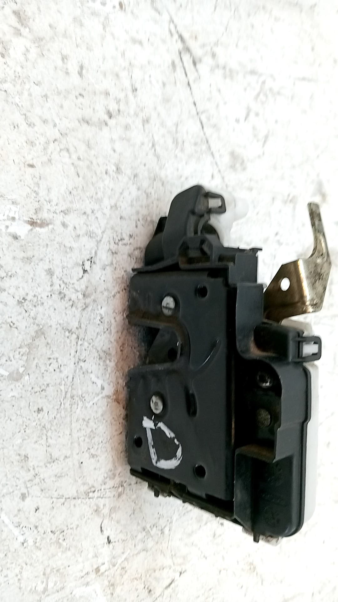 Cerradura puerta delantera derecha VOLKSWAGEN POLO BERLINA (6N1) 3