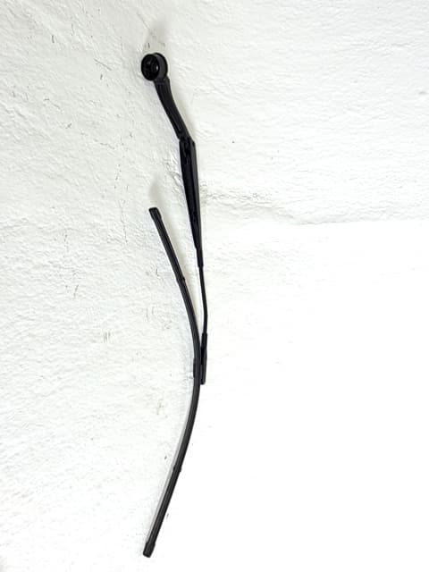 Brazo limpia delantero izquierdo FORD MONDEO 3