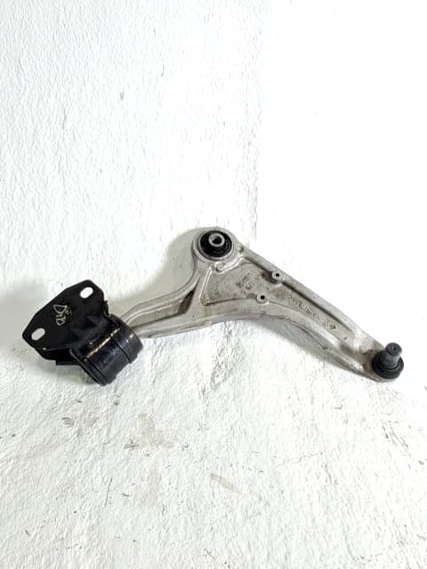 Brazo suspension inferior delantero derecho FORD MONDEO