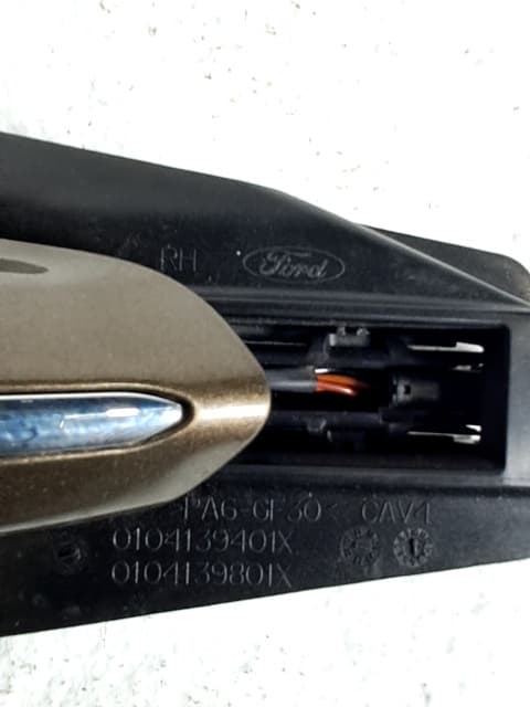 Maneta exterior delantera derecha FORD MONDEO 2