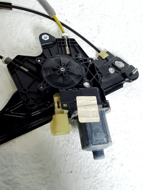 Motor elevalunas delantero izquierdo FORD MONDEO 3