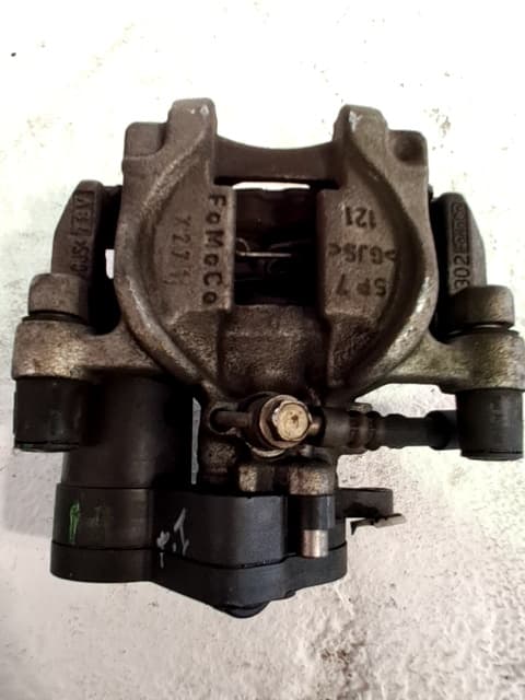Recambio FORD MONDEO ref. 2439124