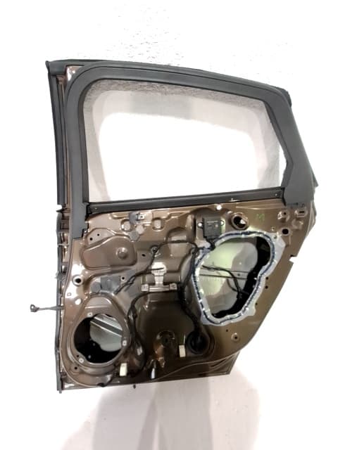 Puerta trasera izquierda FORD MONDEO 5