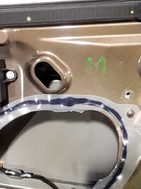 Puerta trasera izquierda FORD MONDEO 2