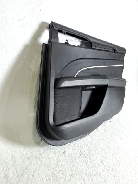 Guarnecido puerta trasera derecha FORD MONDEO 3