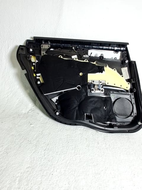 Guarnecido puerta trasera derecha FORD MONDEO 2