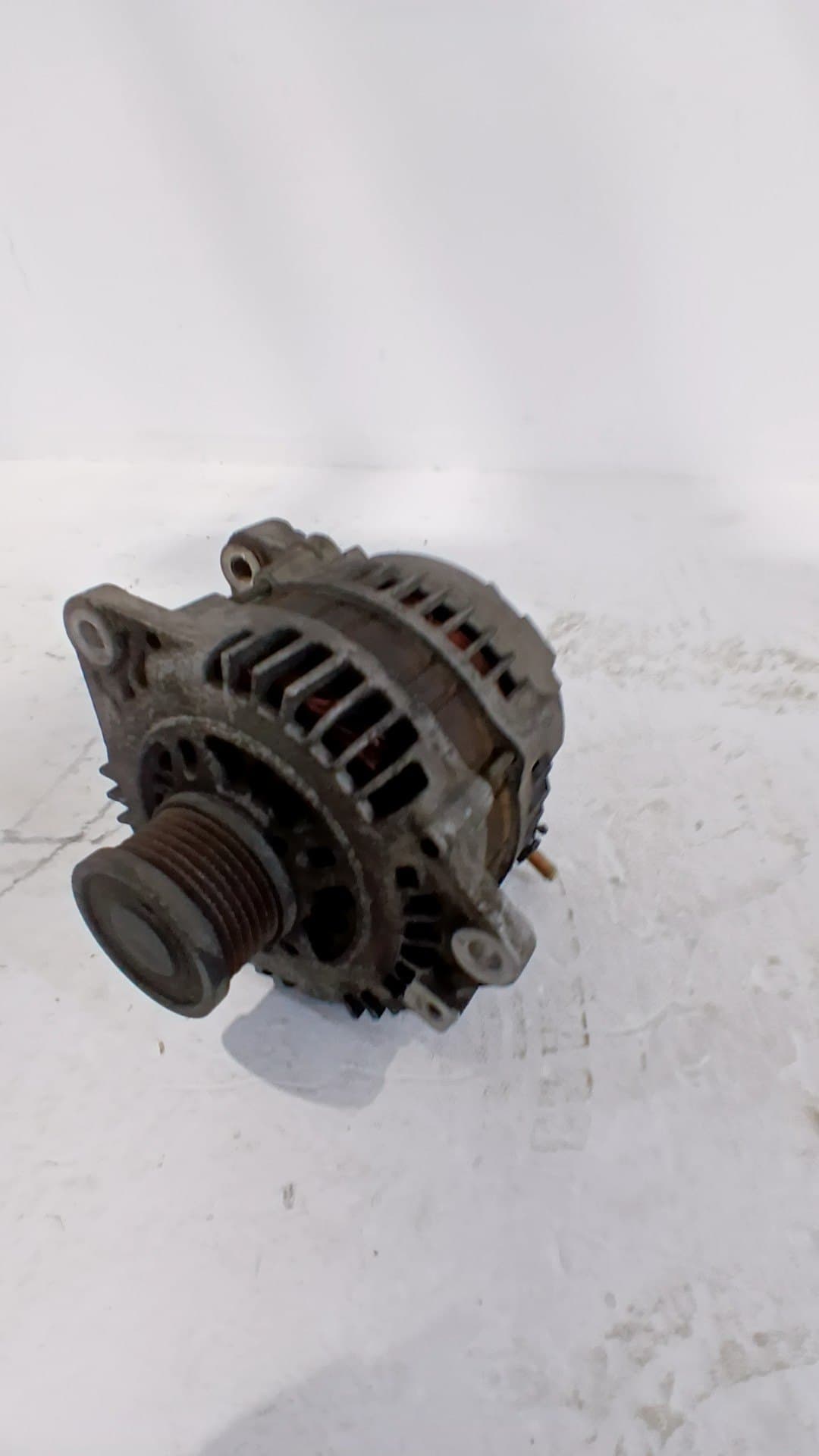 Alternador NISSAN X-TRAIL (T30)