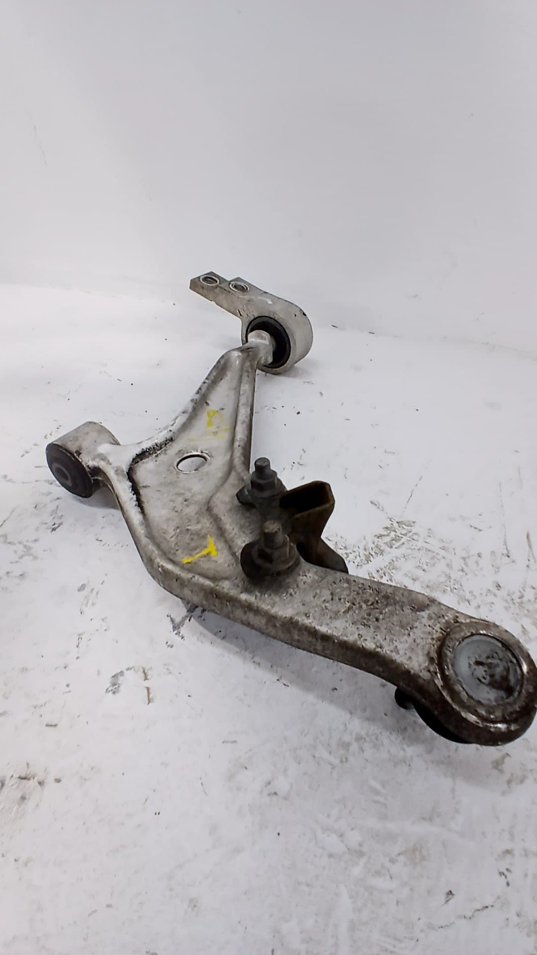 Brazo suspension inferior delantero derecho NISSAN X-TRAIL (T30) 2