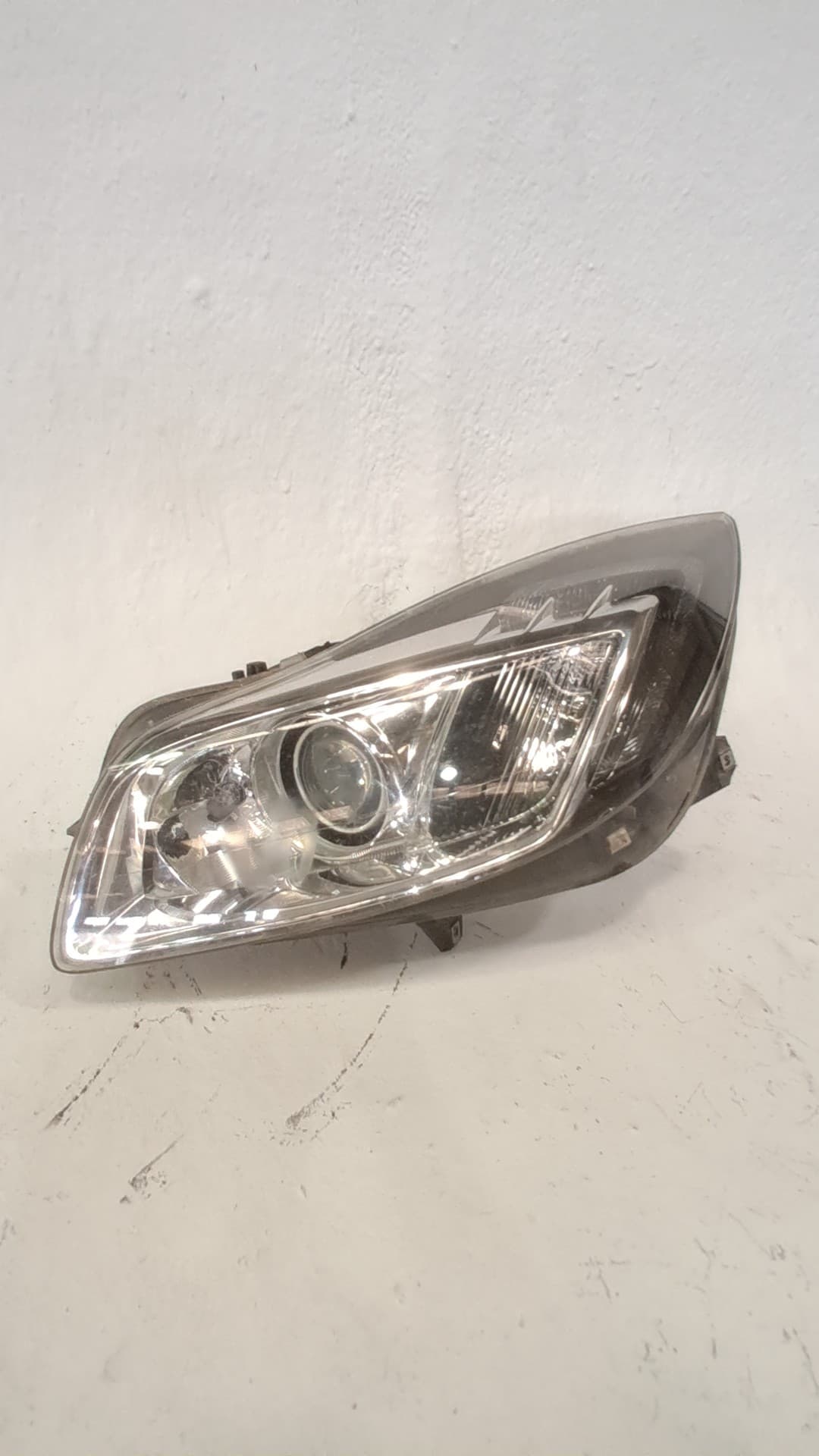 Faro izquierdo OPEL INSIGNIA BERLINA