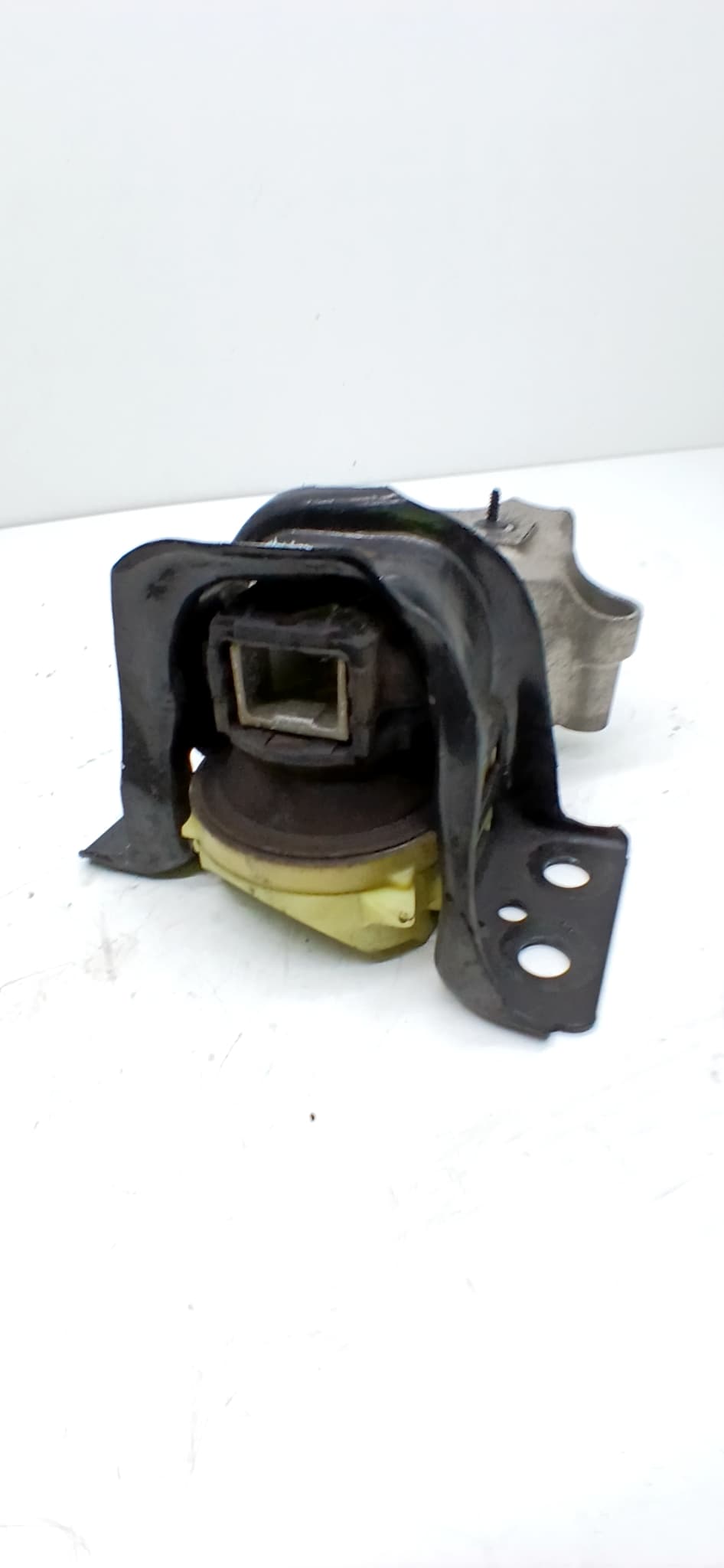 Soporte motor RENAULT KANGOO 3