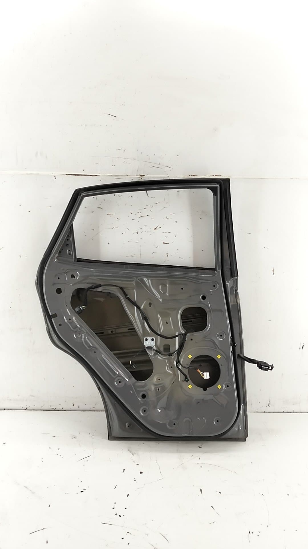 Puerta trasera izquierda HYUNDAI KONA 2