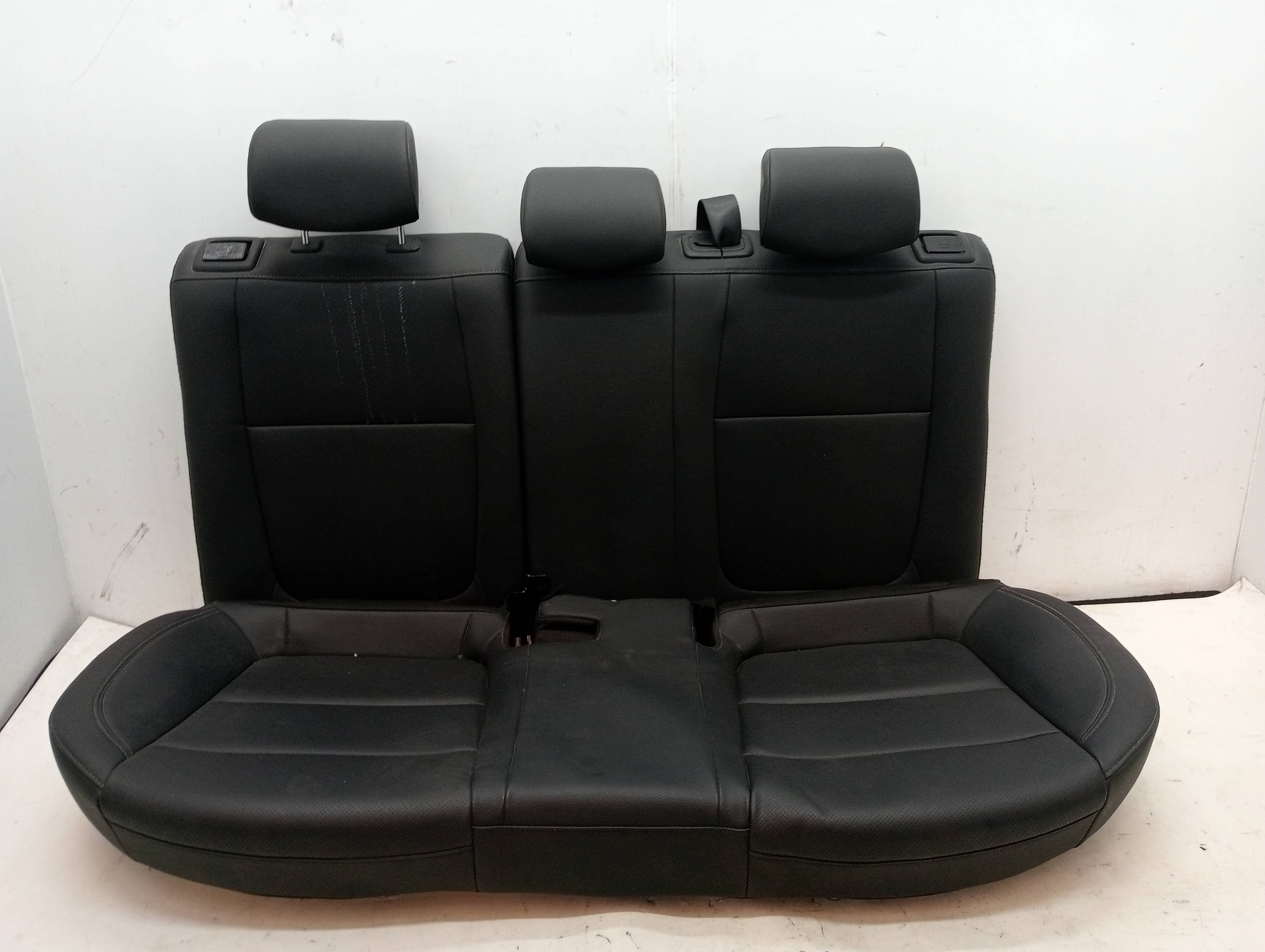 Cerradura asientos traseros KIA STONIC 2