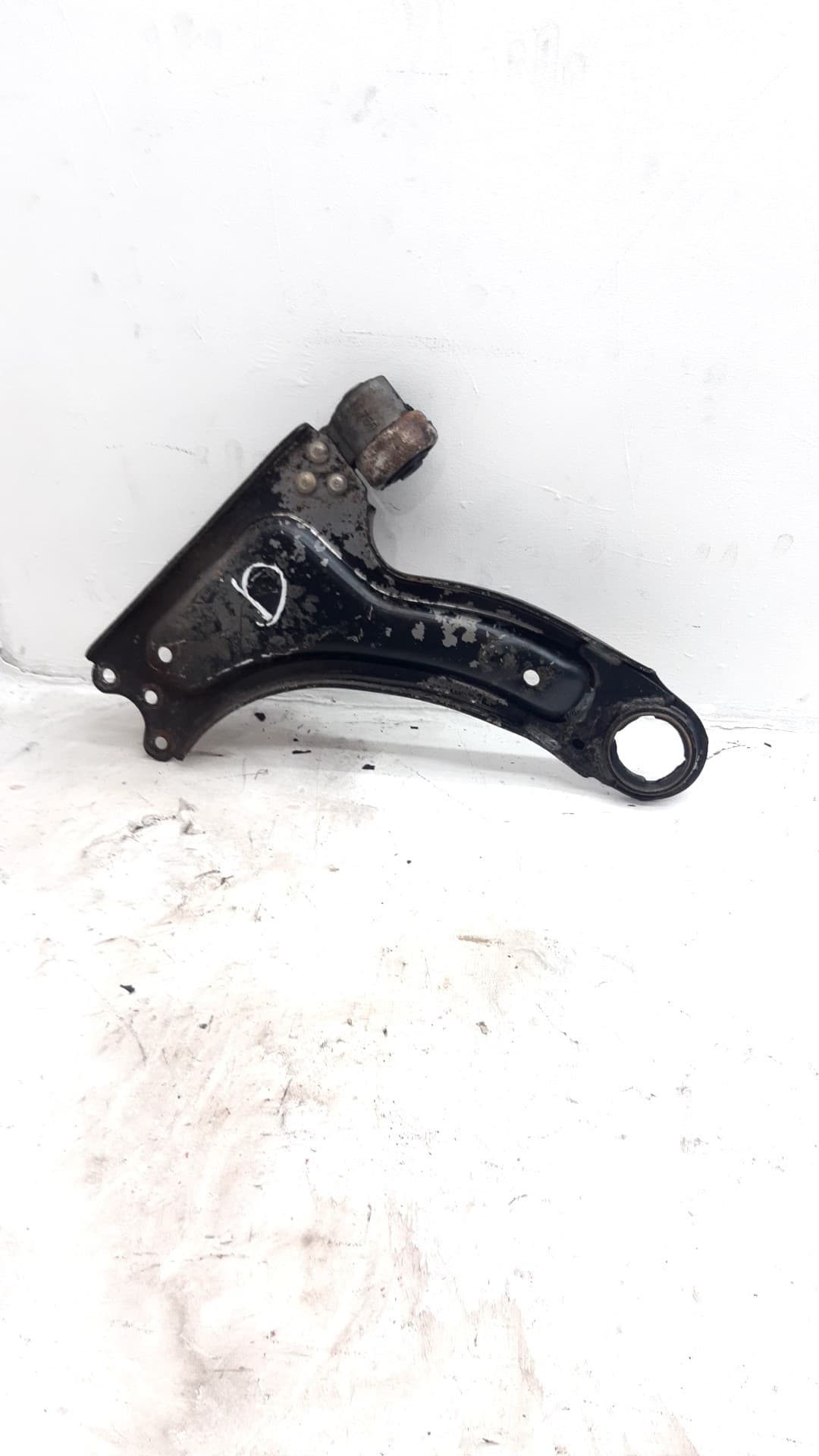 Brazo suspension inferior delantero derecho OPEL CORSA C
