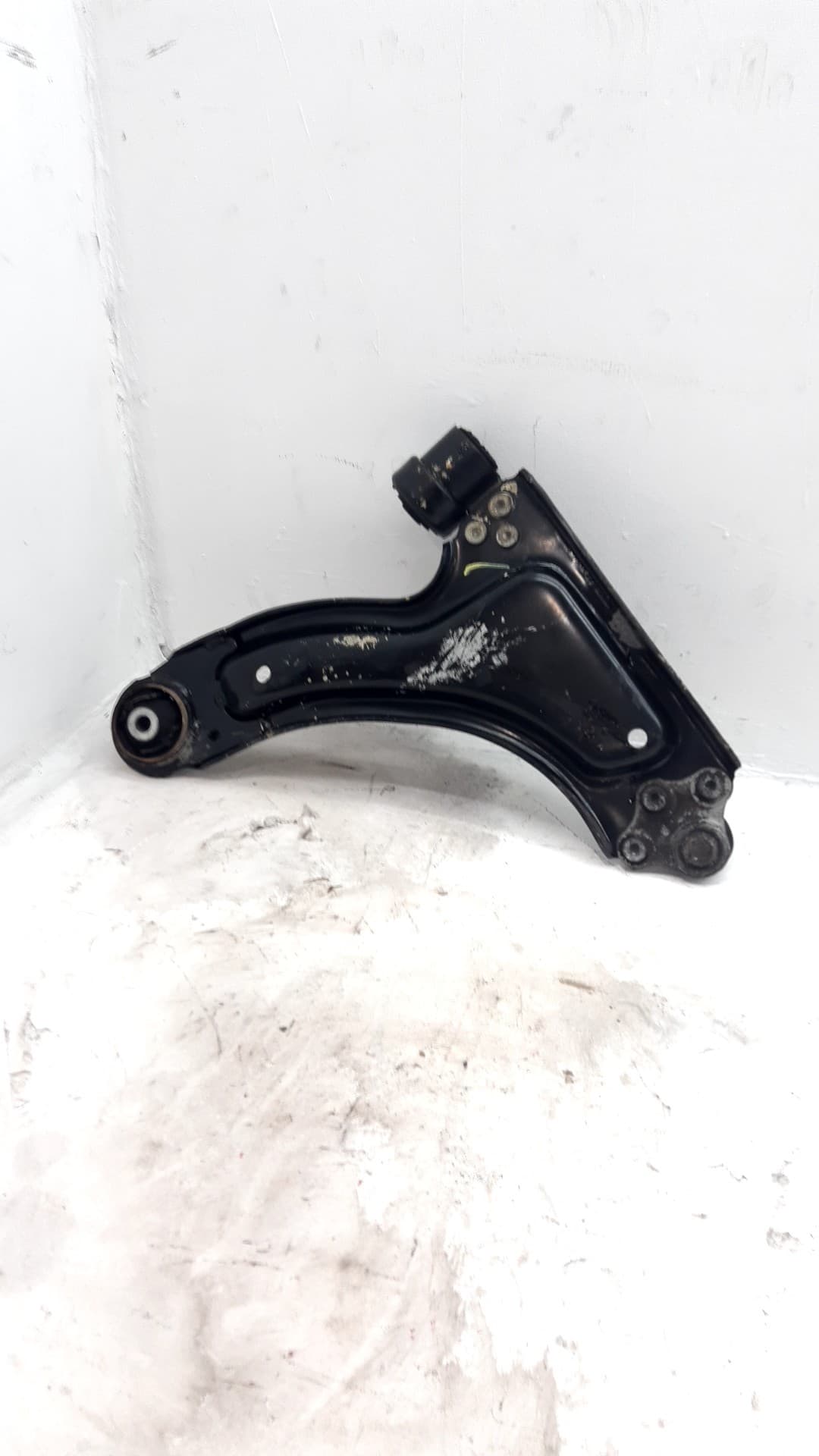 Brazo suspension inferior delantero izquierdo OPEL CORSA C