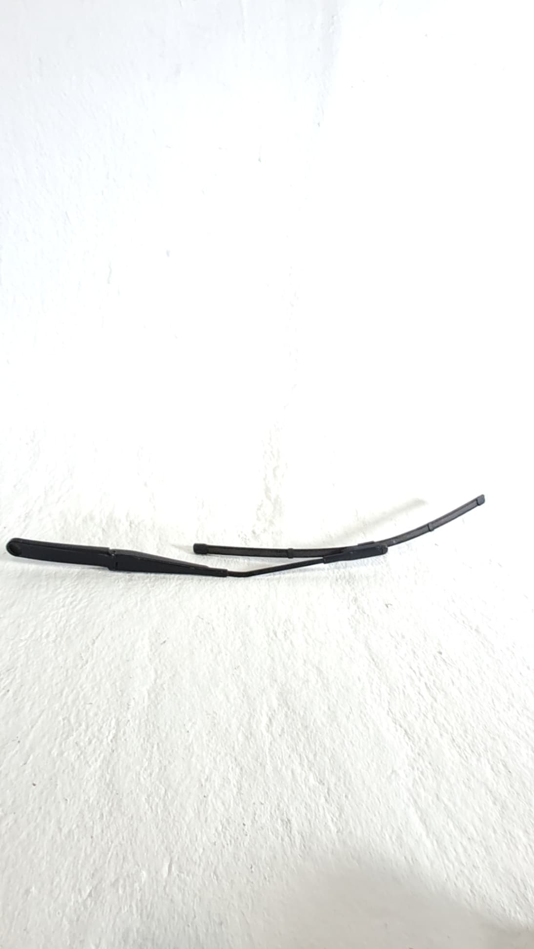 Brazo limpia delantero derecho AUDI TT (8J3) 4