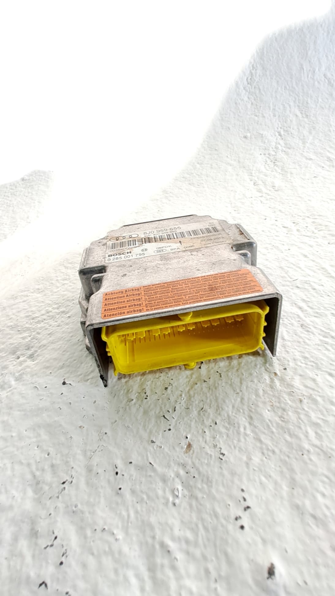Centralita airbag AUDI TT (8J3)