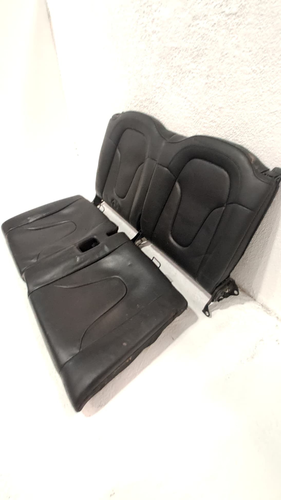 Cerradura asientos traseros AUDI TT (8J3)