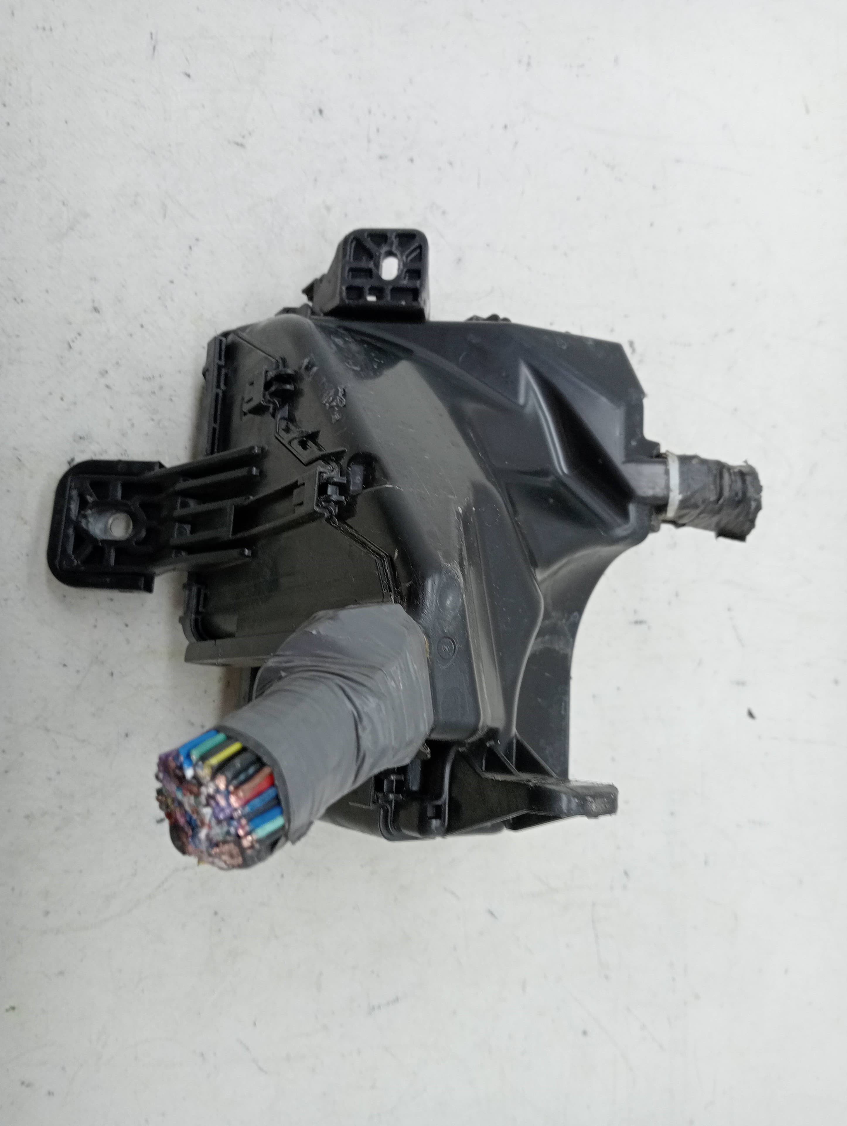 Caja reles / fusibles TOYOTA YARIS 2
