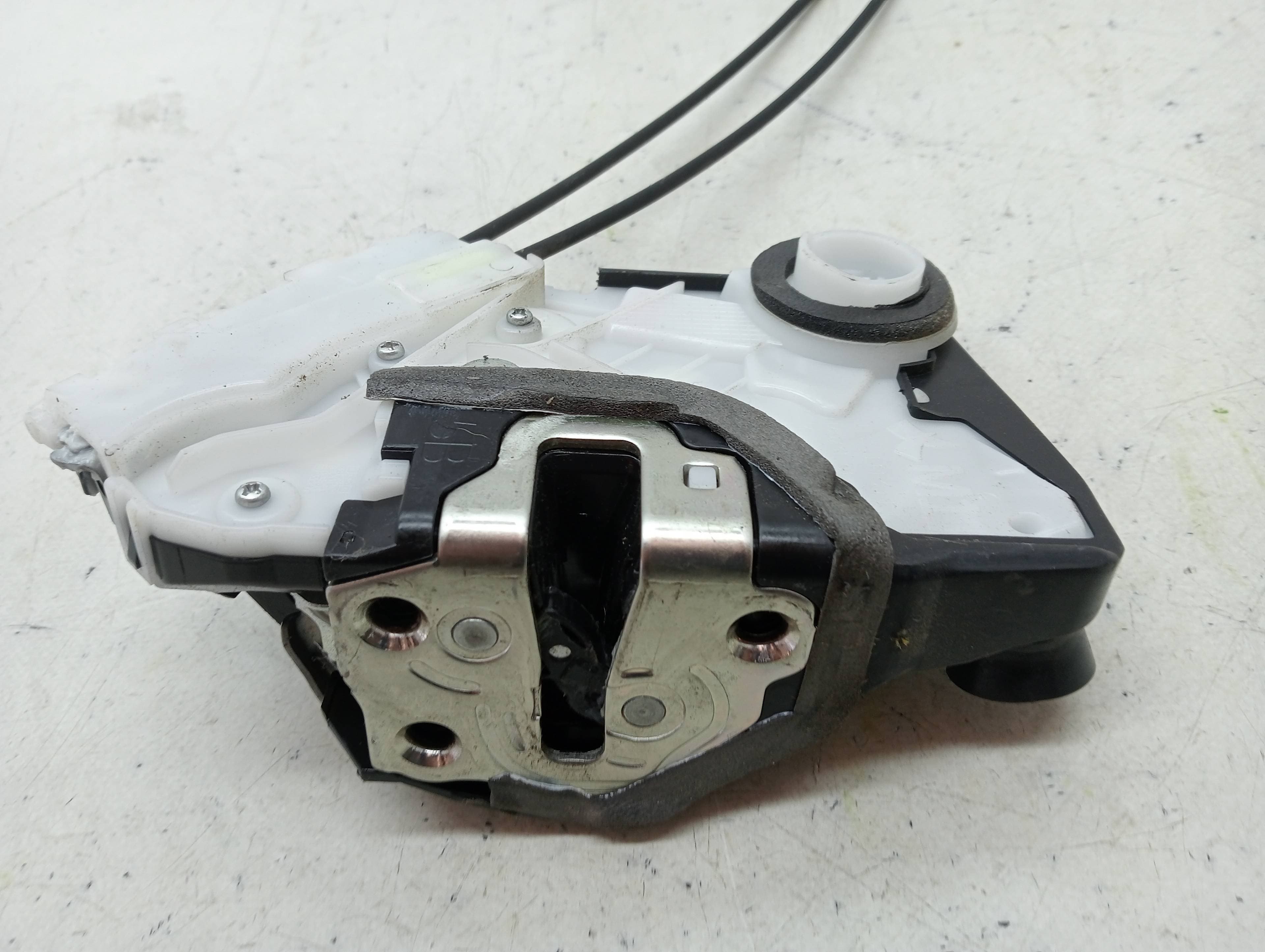 Cerradura puerta delantera derecha TOYOTA YARIS 3