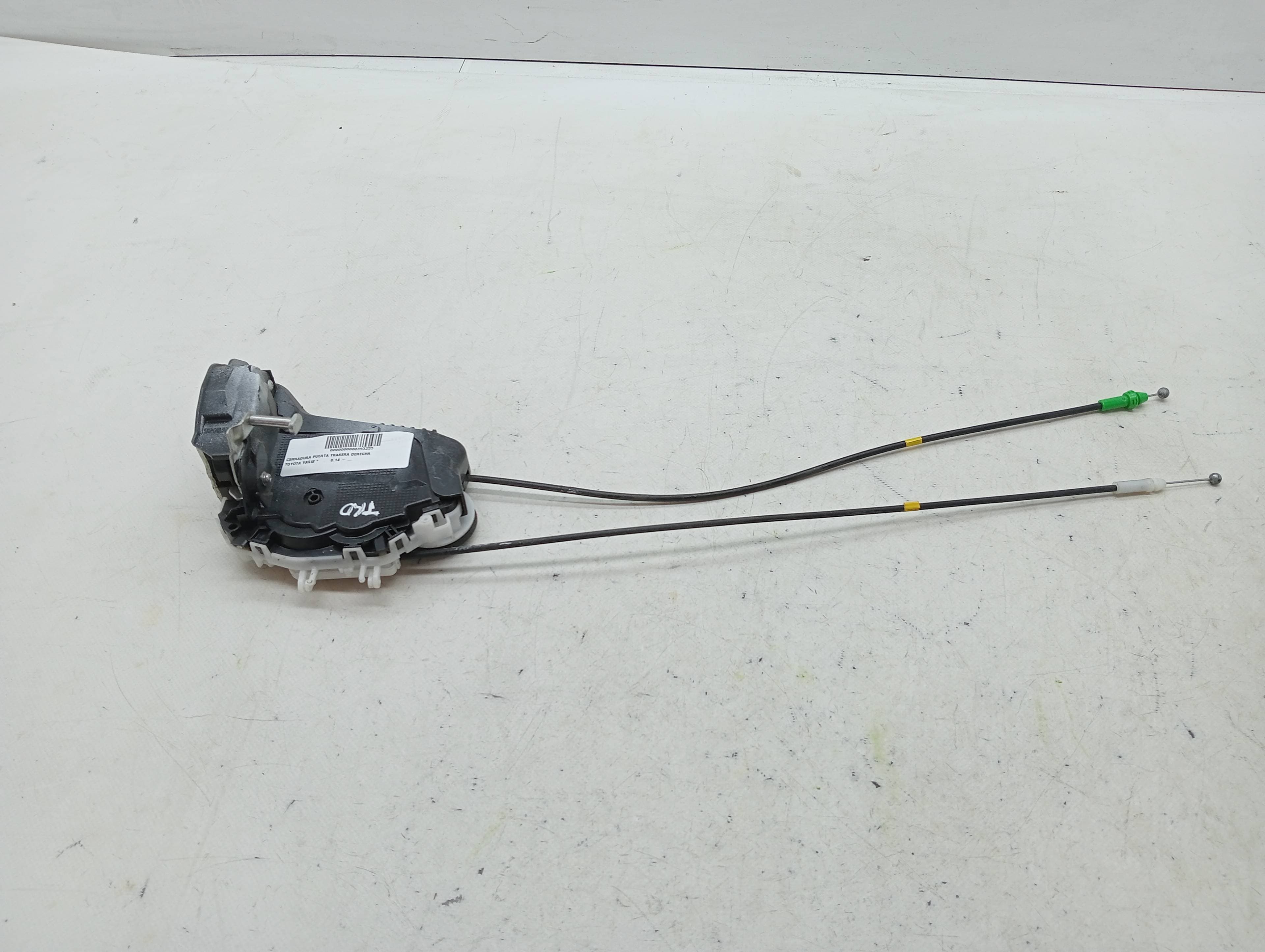 Cerradura puerta trasera derecha TOYOTA YARIS