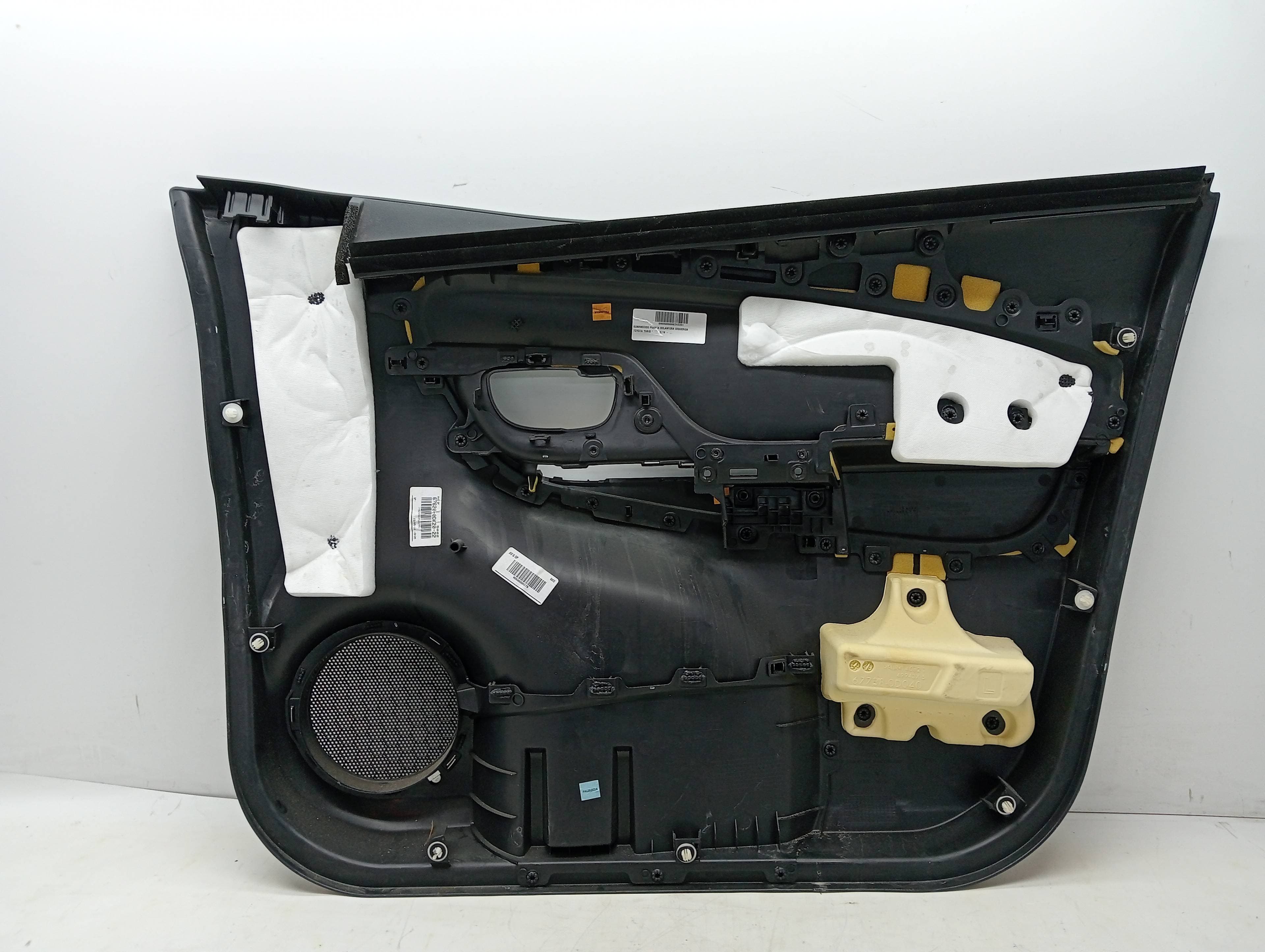 Recambio TOYOTA YARIS ref. 676200DK2022