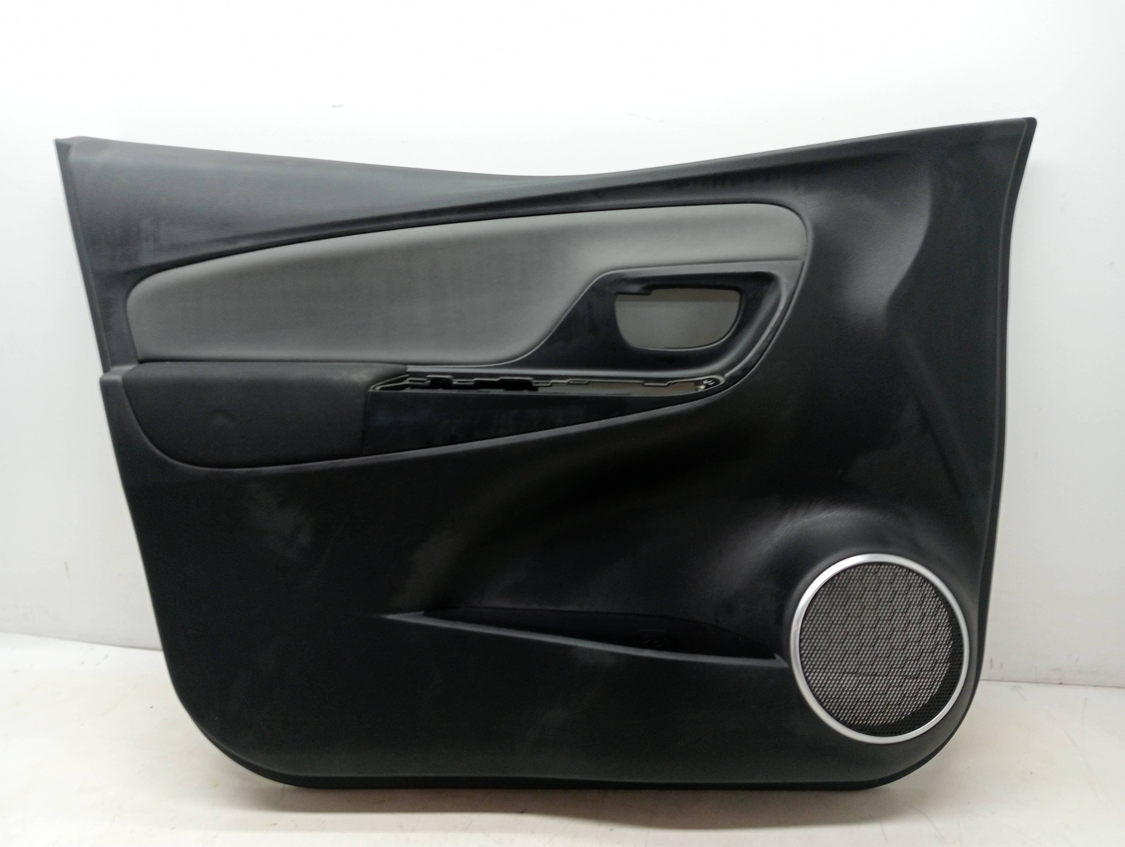 Recambio TOYOTA YARIS ref. 676200DK2022 2