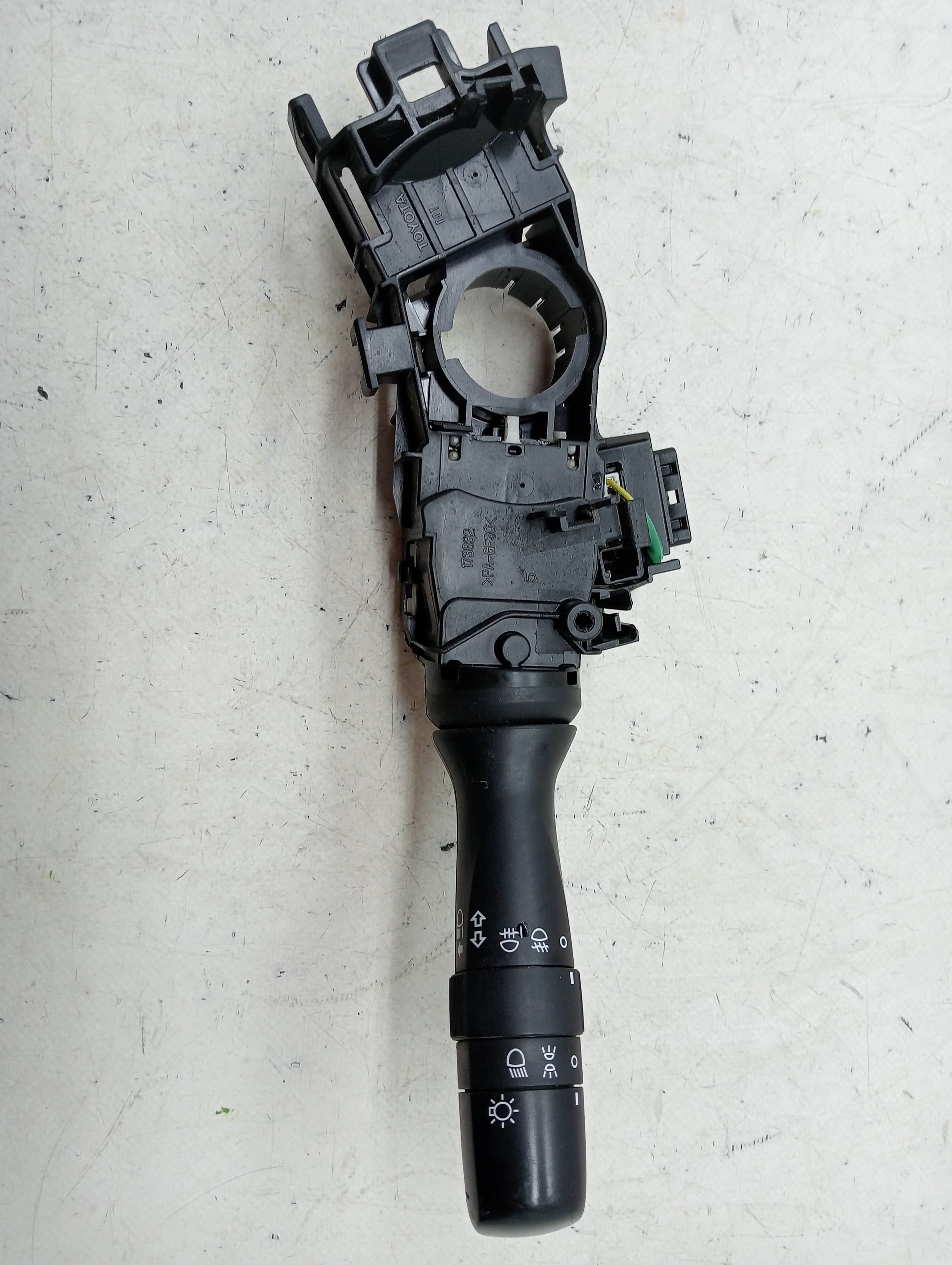 Mando luces TOYOTA YARIS 3