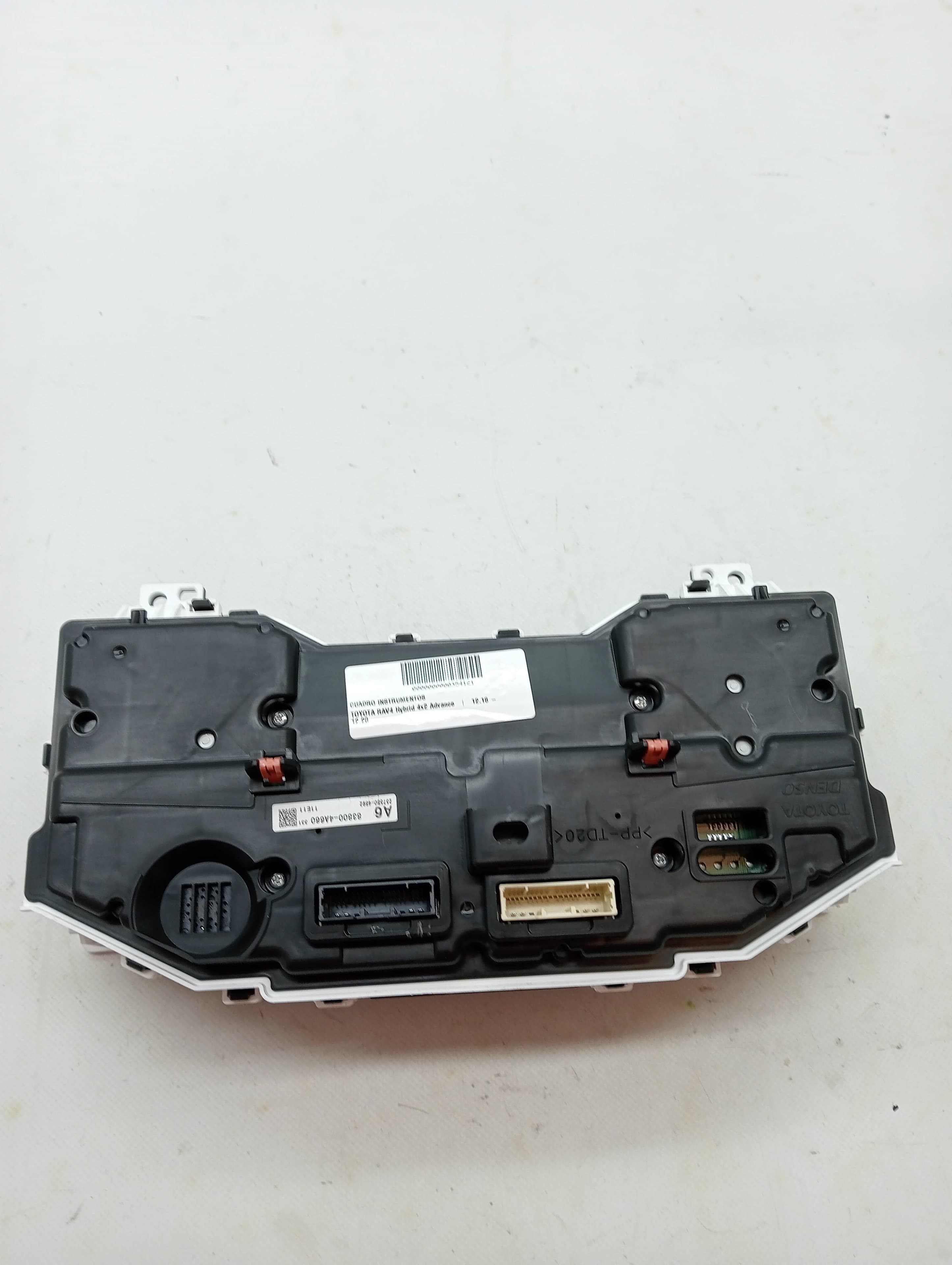 Cuadro instrumentos TOYOTA RAV4 3