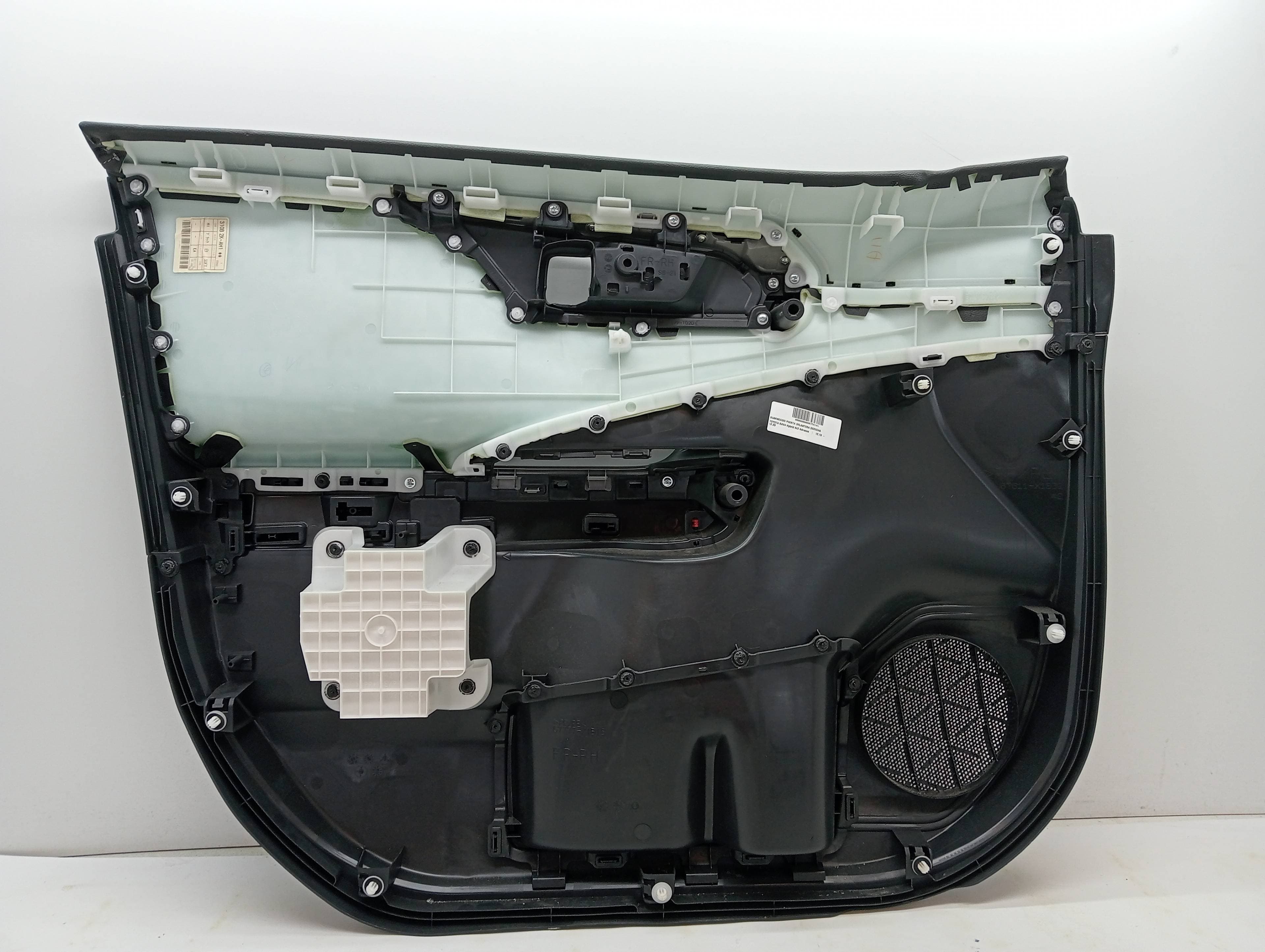 Guarnecido puerta delantera derecha TOYOTA RAV4 3