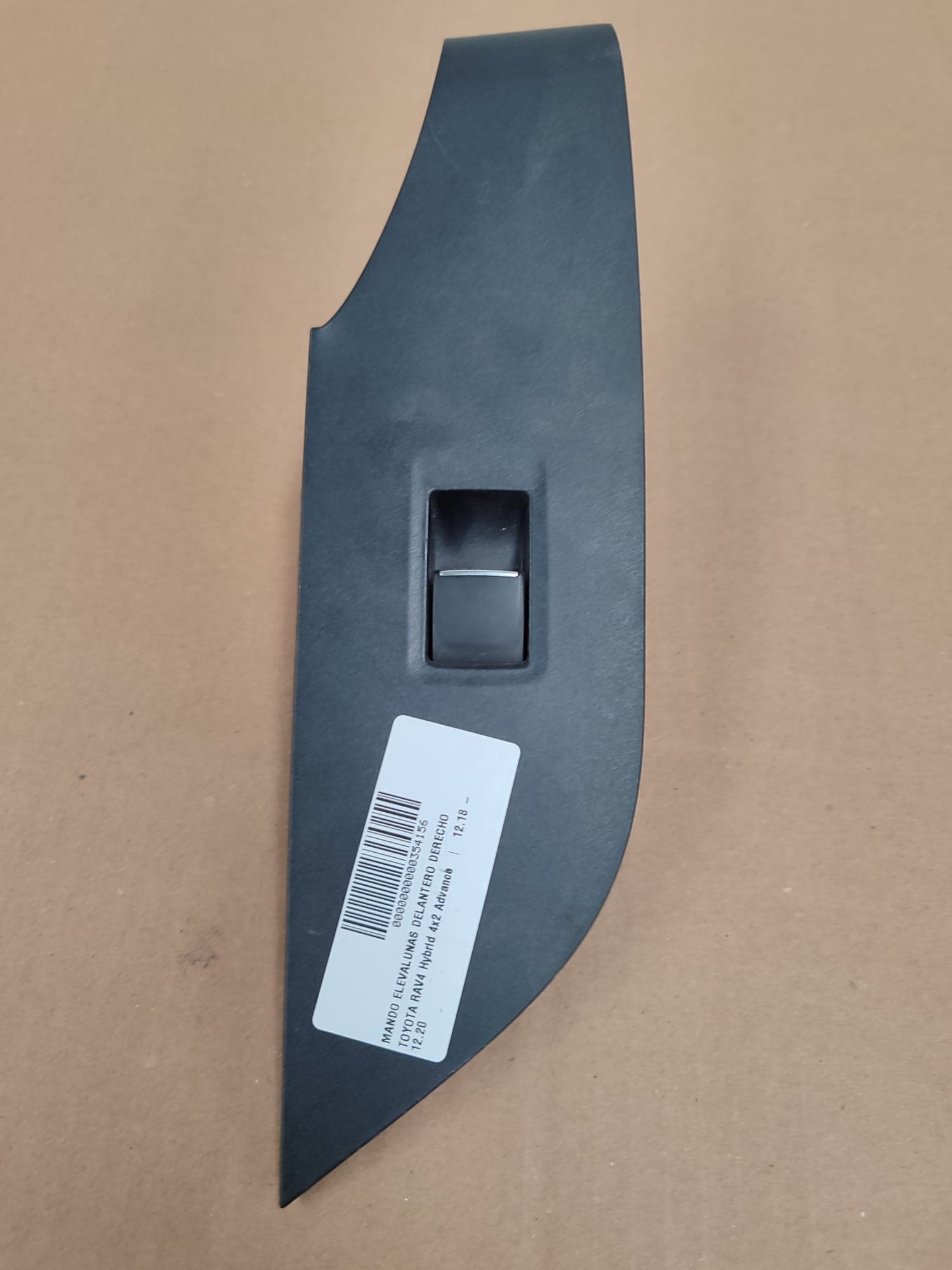 Mando elevalunas delantero derecho TOYOTA RAV4