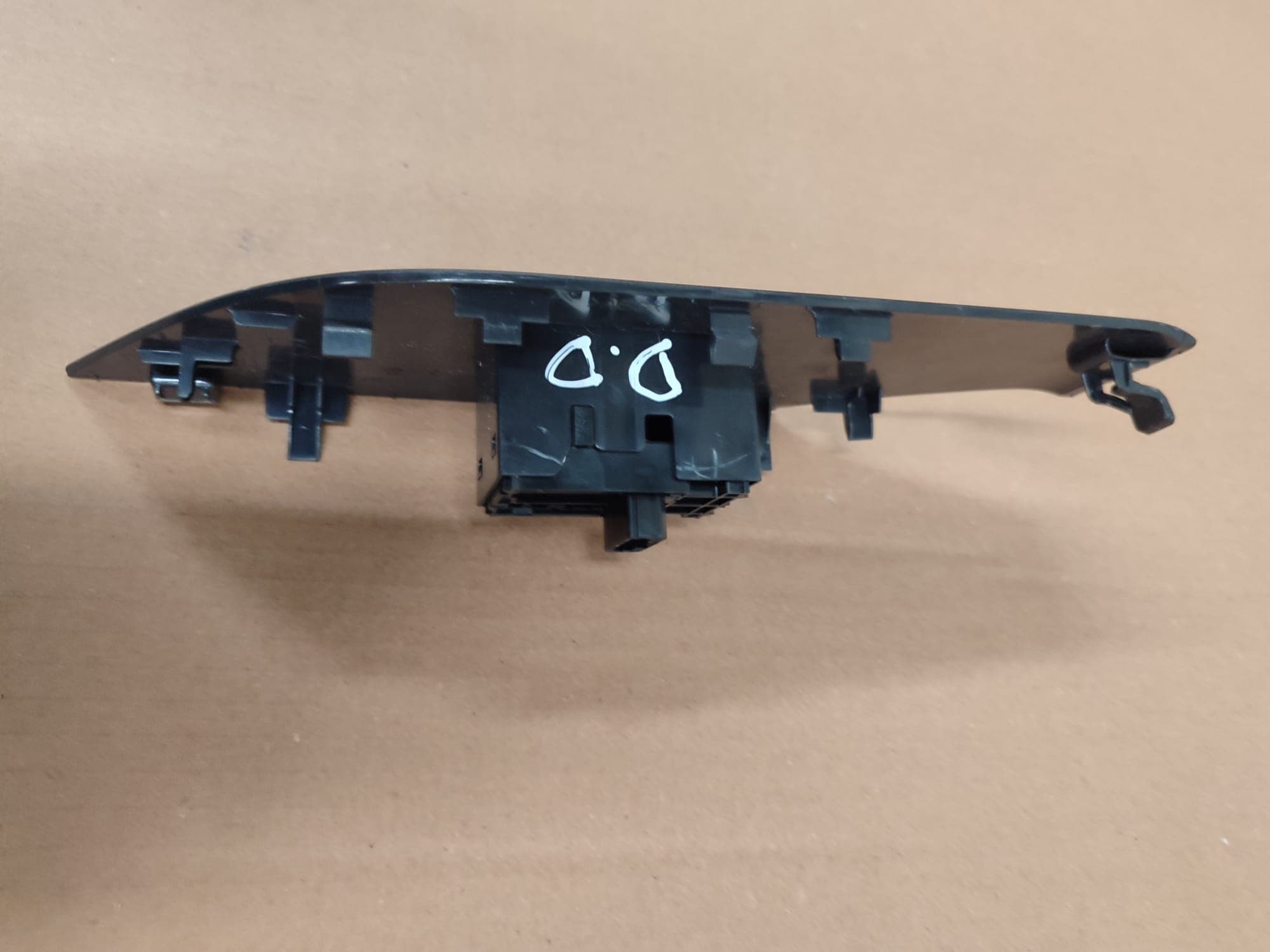 Mando elevalunas delantero derecho TOYOTA RAV4 2