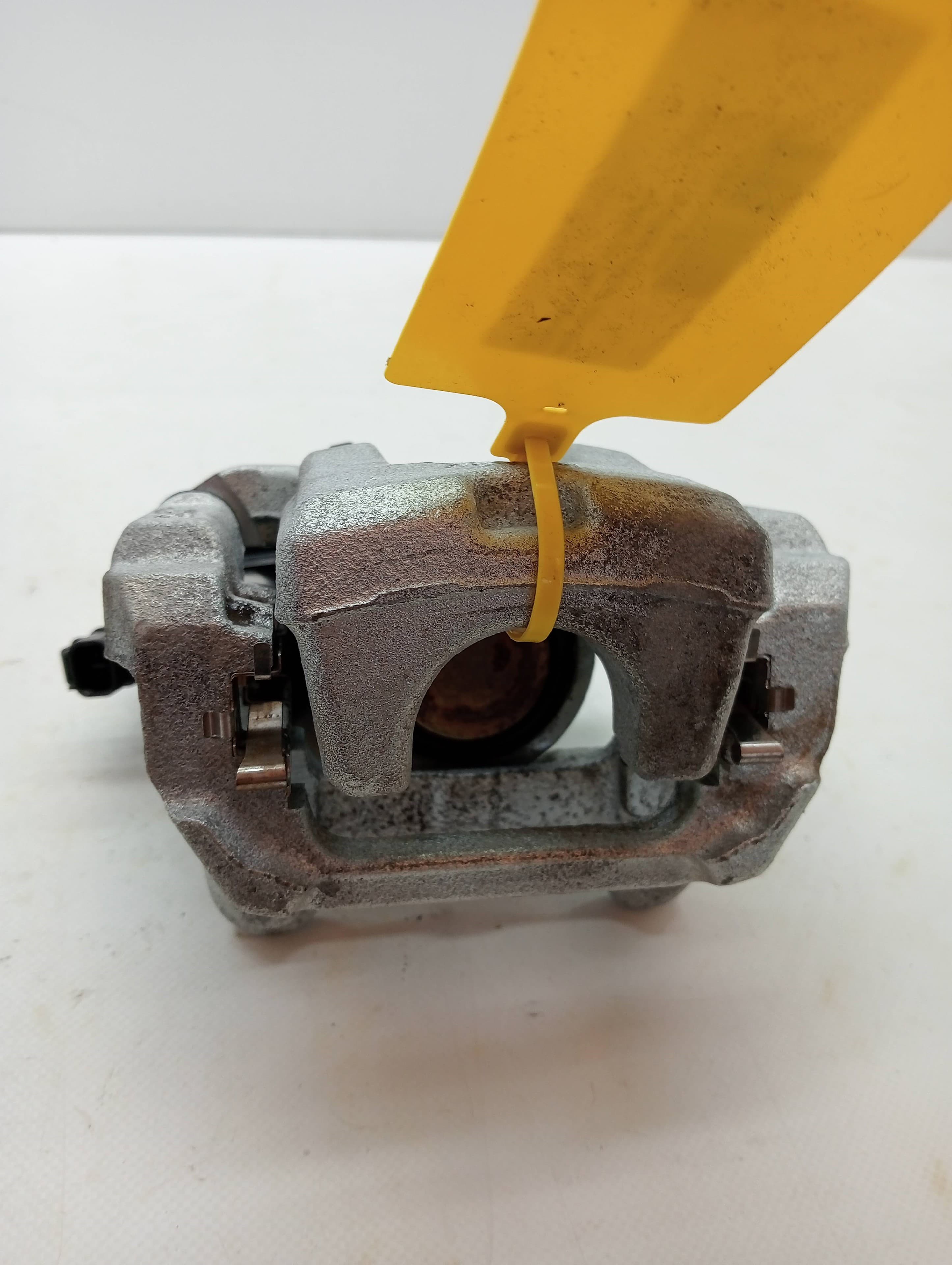 Recambio TOYOTA RAV4 ref. 4785042090 2