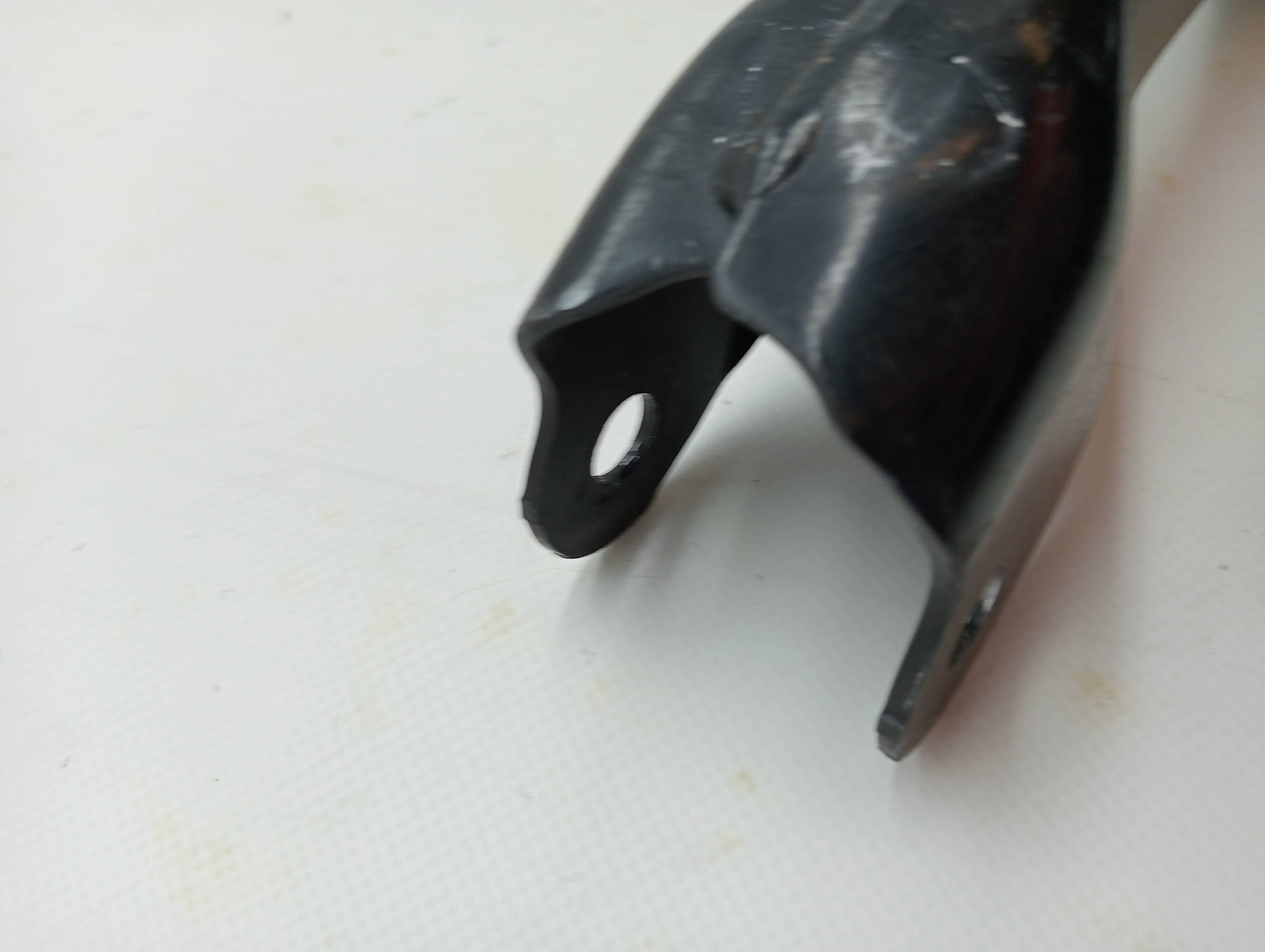 Tirante trasero derecho TOYOTA RAV4 2