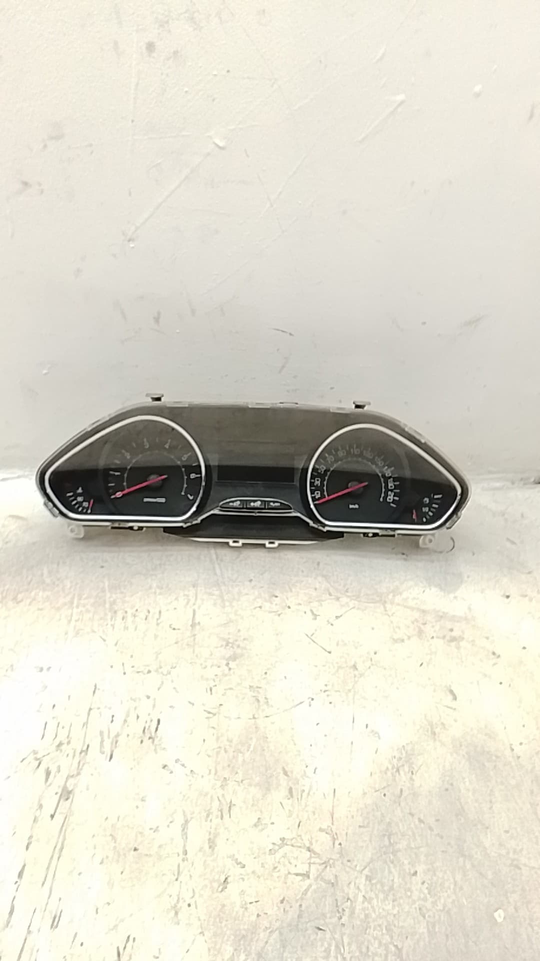 Cuadro instrumentos PEUGEOT 208 (P2)