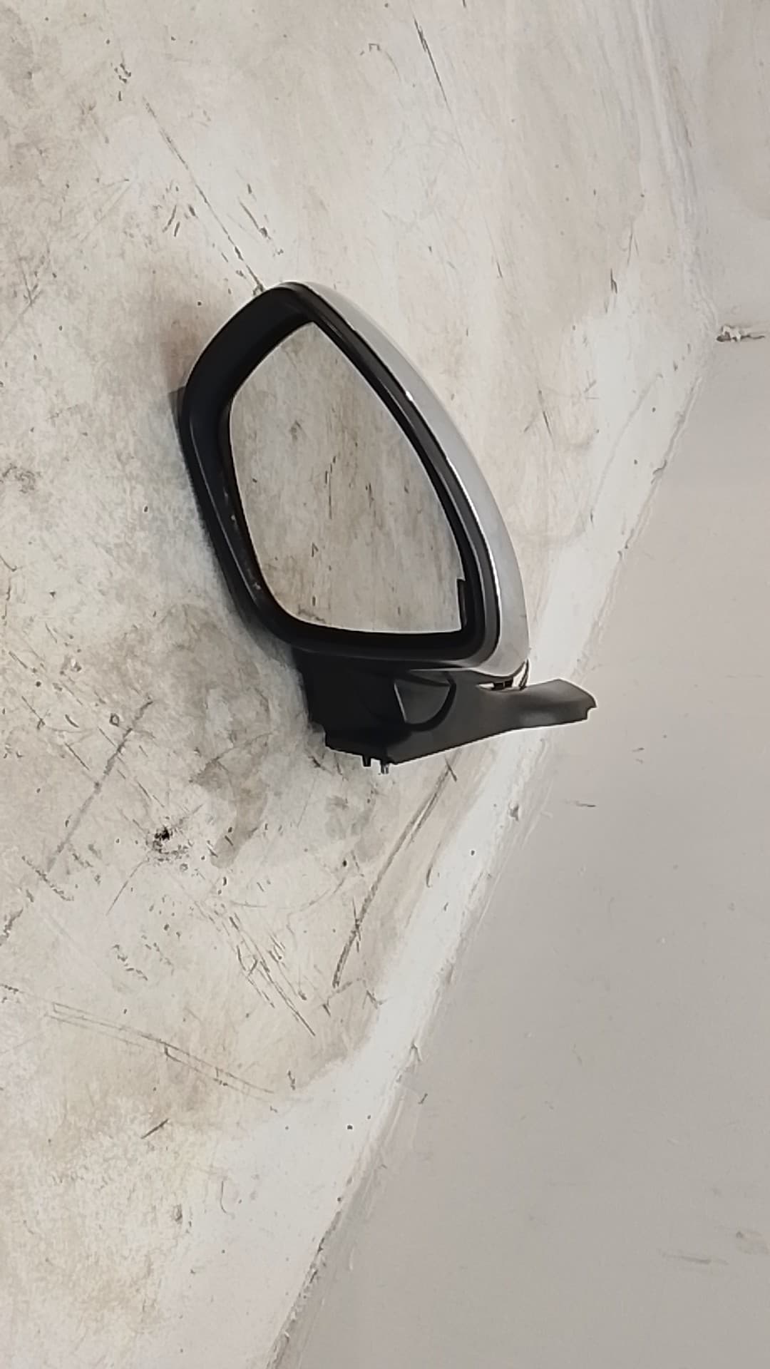 Retrovisor izquierdo PEUGEOT 208 (P2)