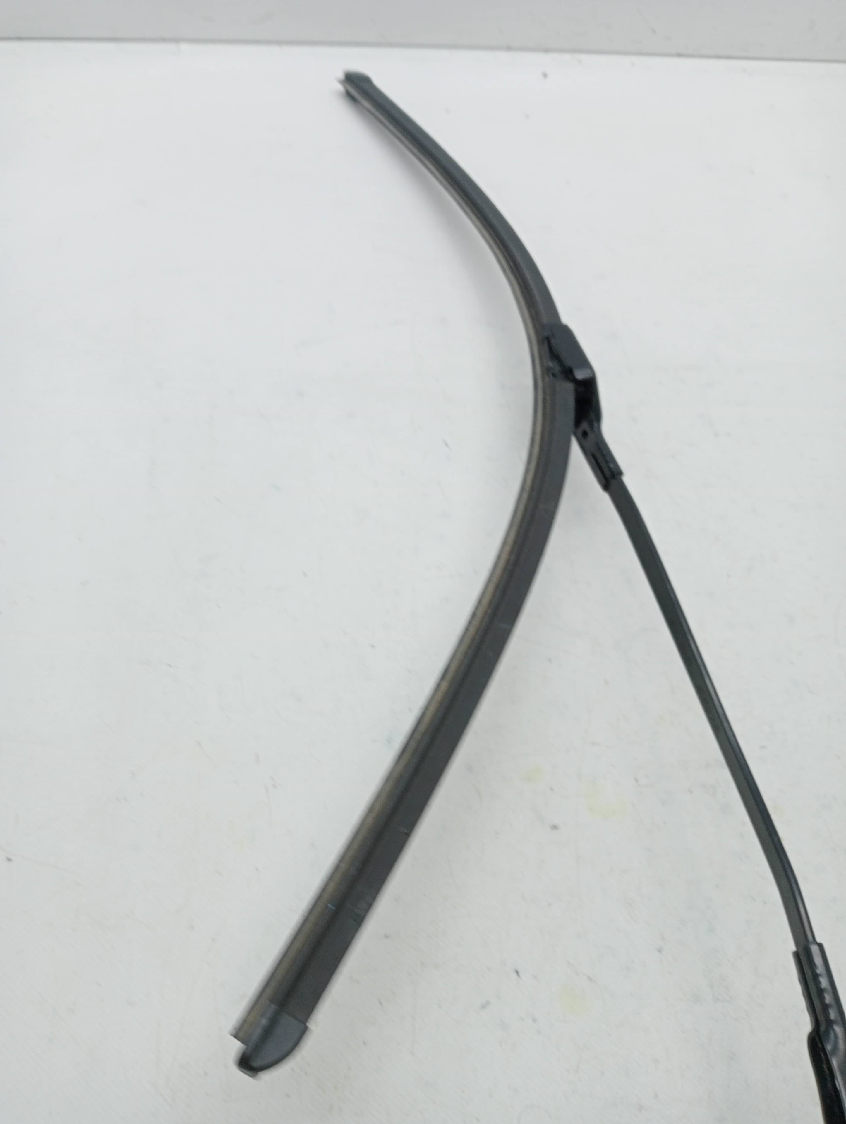 Brazo limpia delantero derecho CITROEN C4 GRAND PICASSO 3