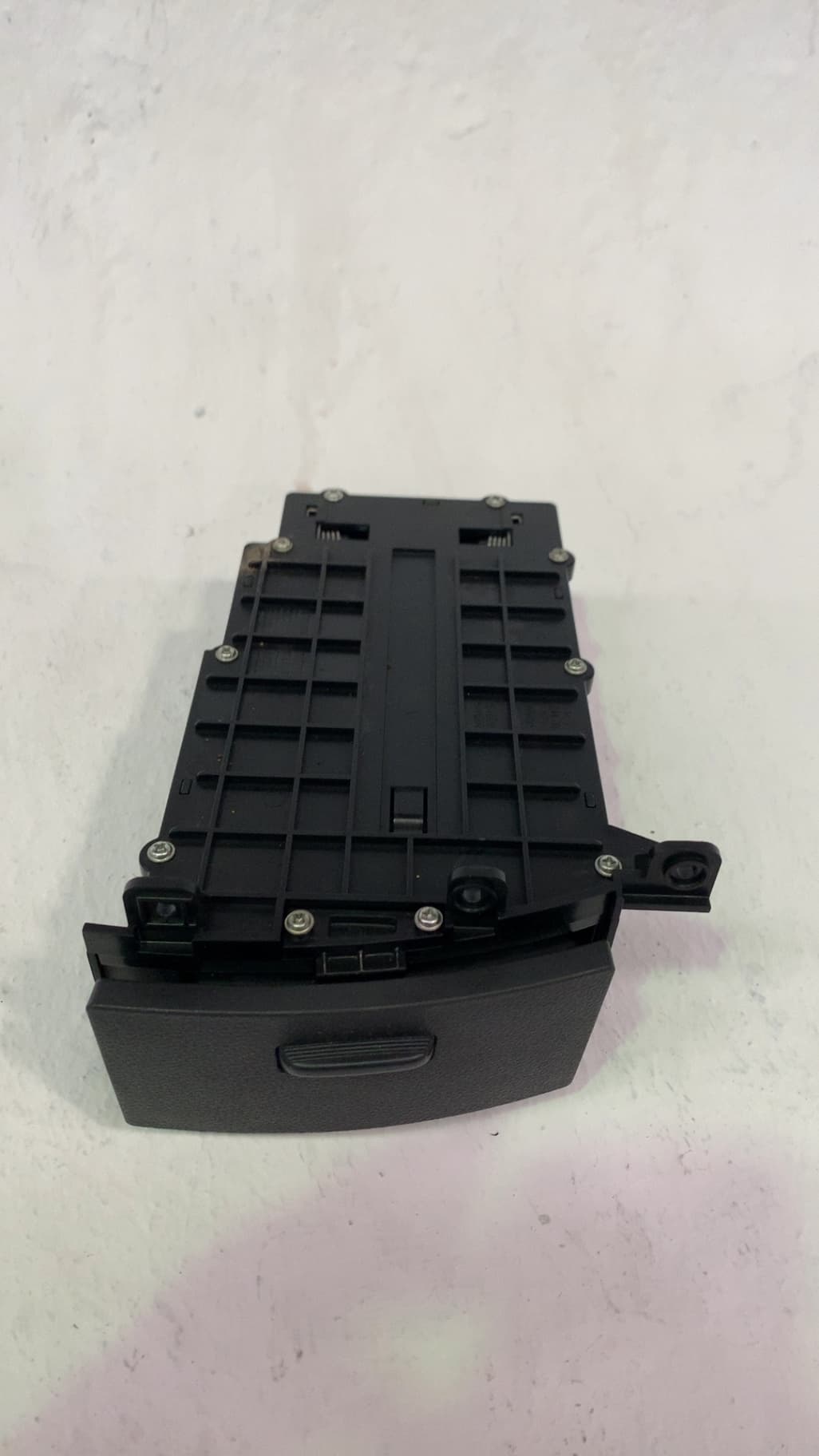 Recambio HYUNDAI H-1 ref. 846804H001WK 3