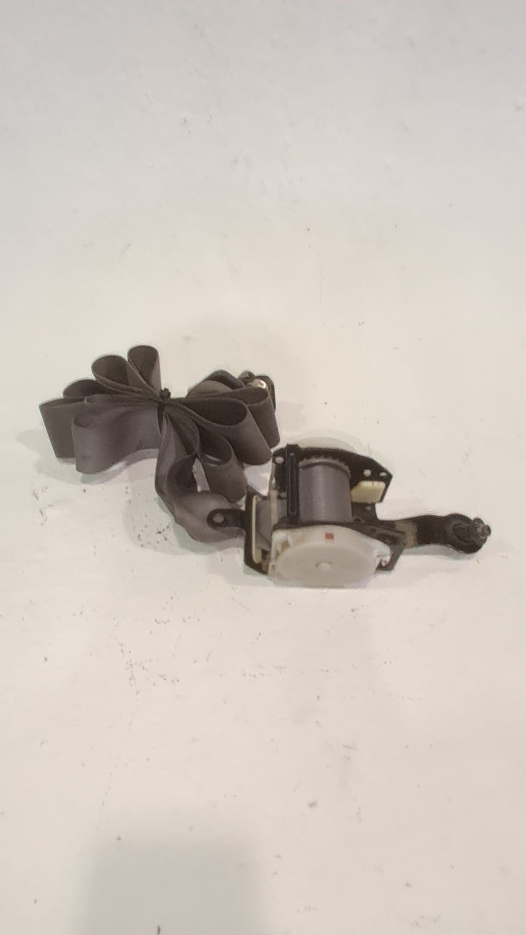 Cinturon seguridad delantero izquierdo NISSAN NP300 PICKUP (D22) 4