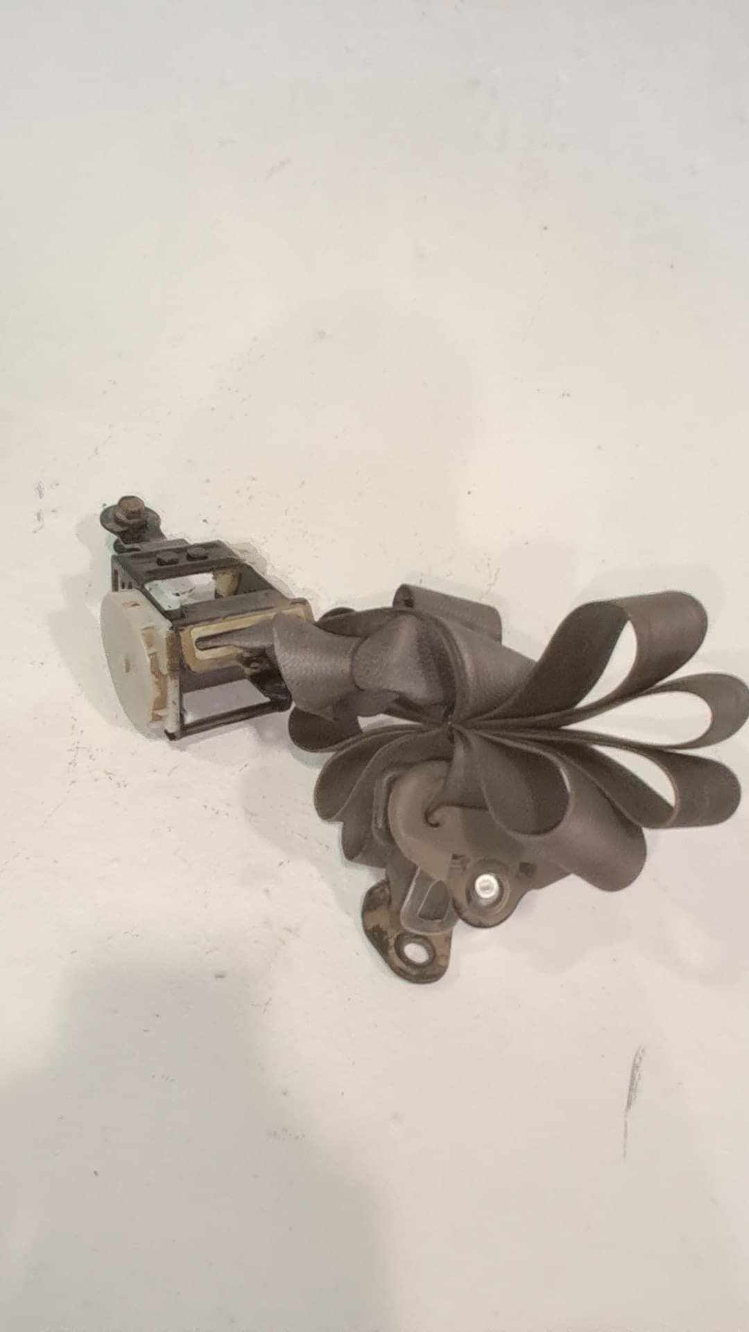 Cinturon seguridad delantero izquierdo NISSAN NP300 PICKUP (D22) 2