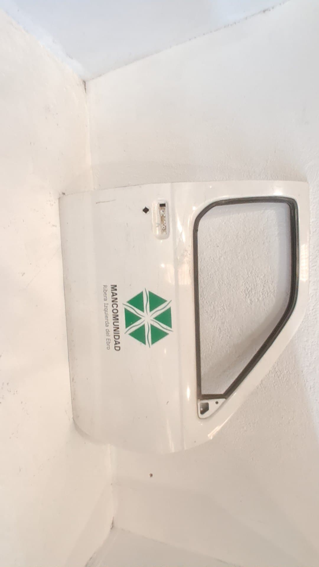 Puerta delantera derecha NISSAN NP300 PICKUP (D22)