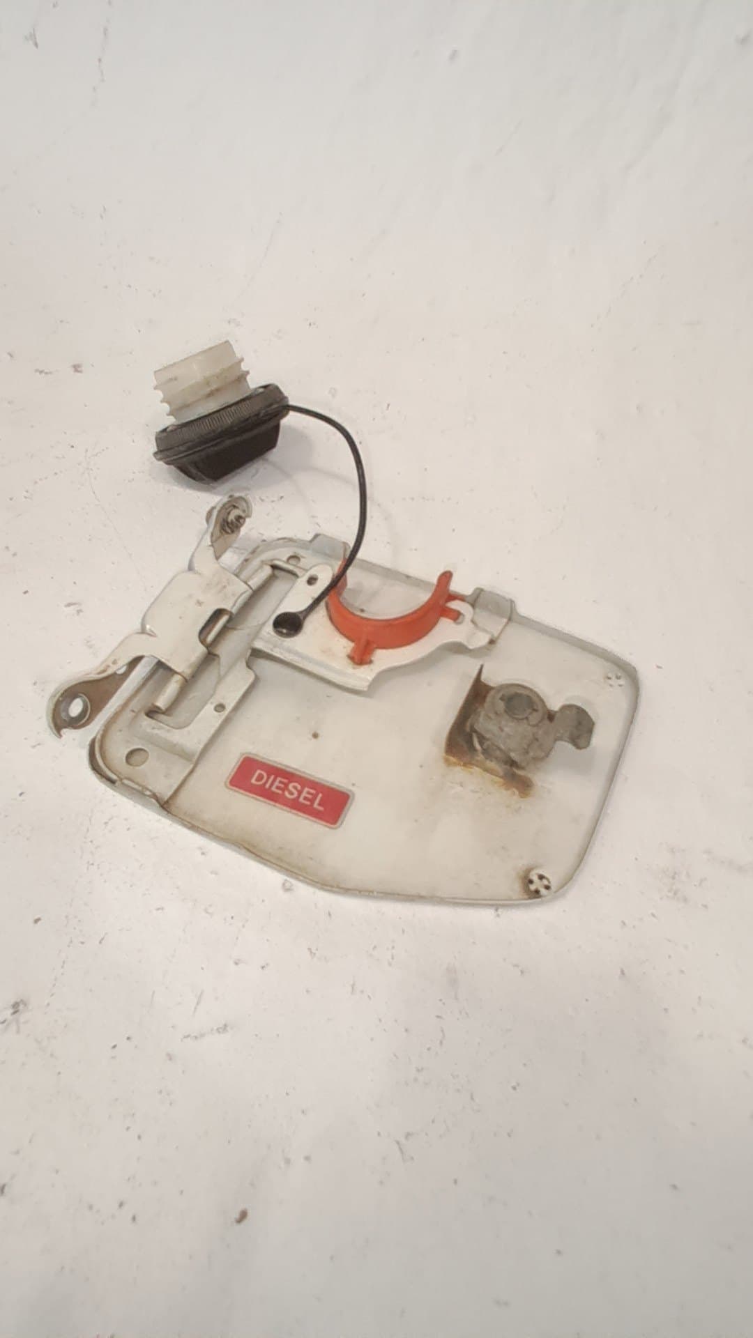 Tapa exterior combustible NISSAN NP300 PICKUP (D22) 3
