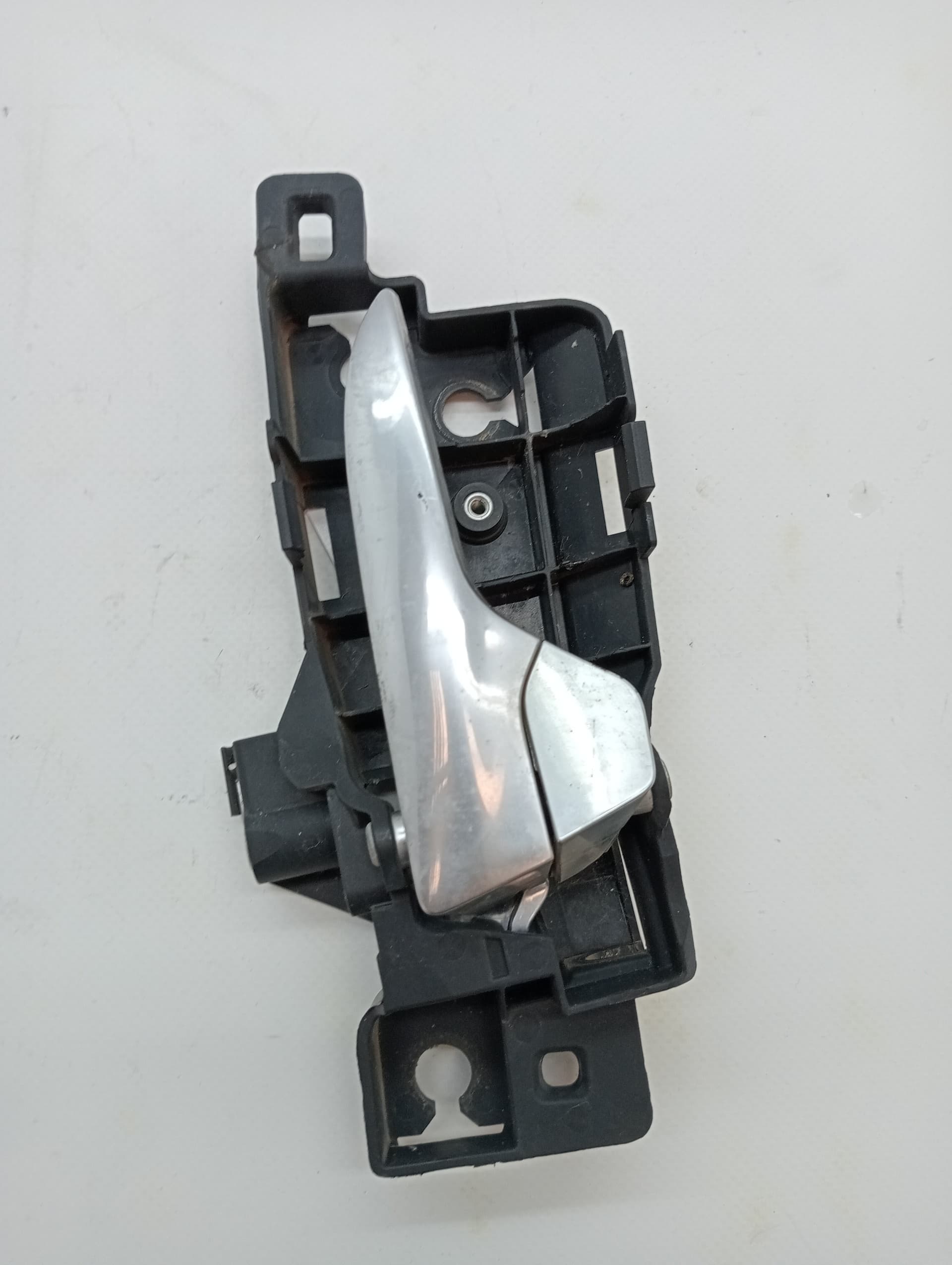 Maneta interior trasera derecha FORD MONDEO BER