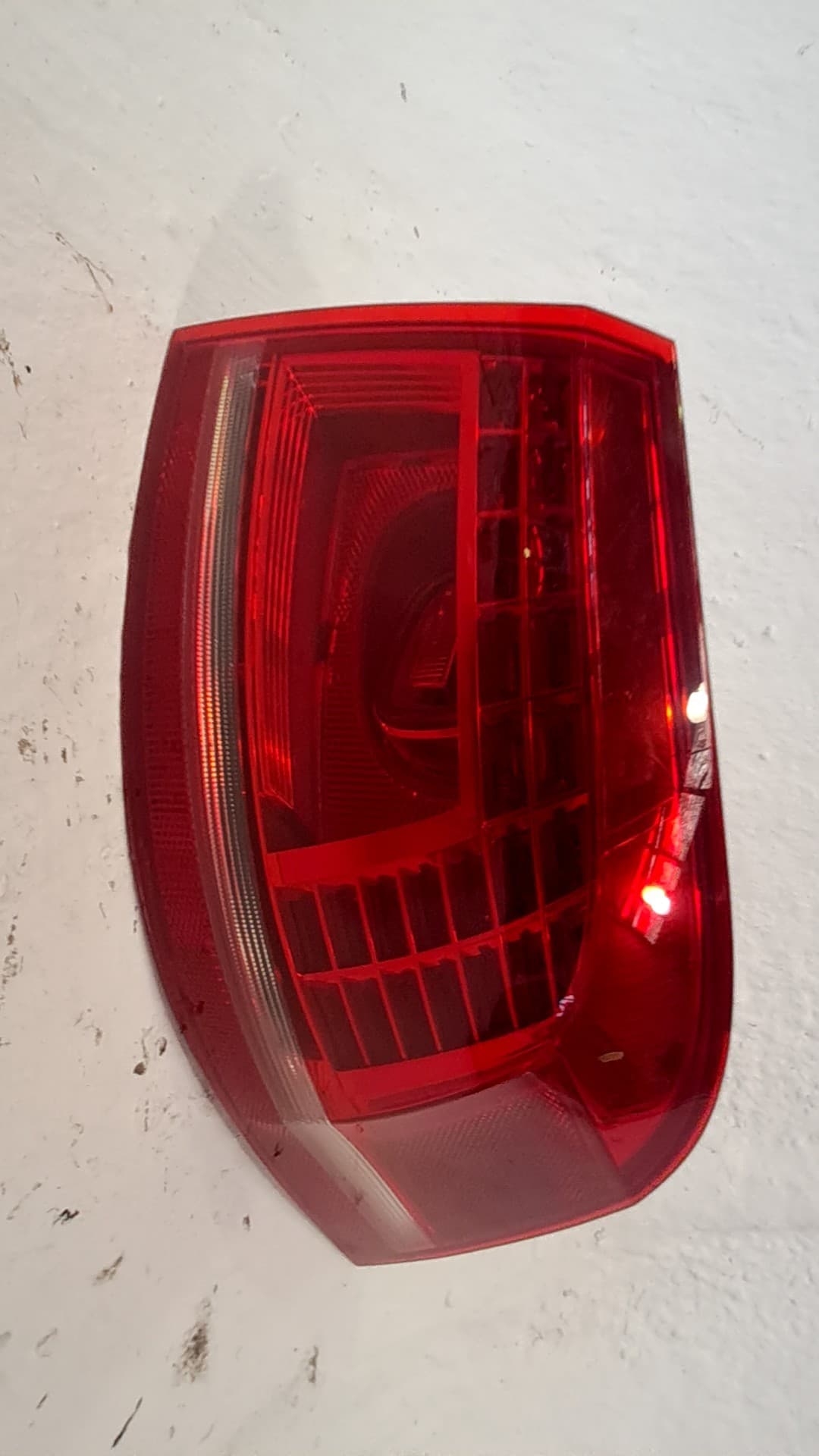 Piloto trasero izquierdo VOLKSWAGEN PASSAT B7 VARIANT (365)
