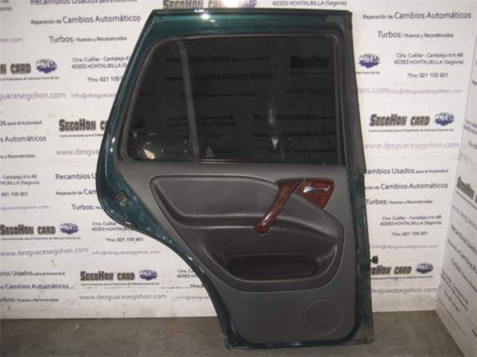 Puerta trasera izquierda MERCEDES-BENZ CLASE M (W163) 2
