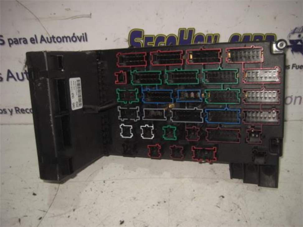Caja reles / fusibles MERCEDES-BENZ CLASE M (W163) 3