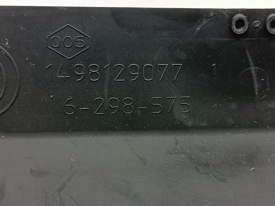 Plastico FIAT SCUDO COMBI (272) 2