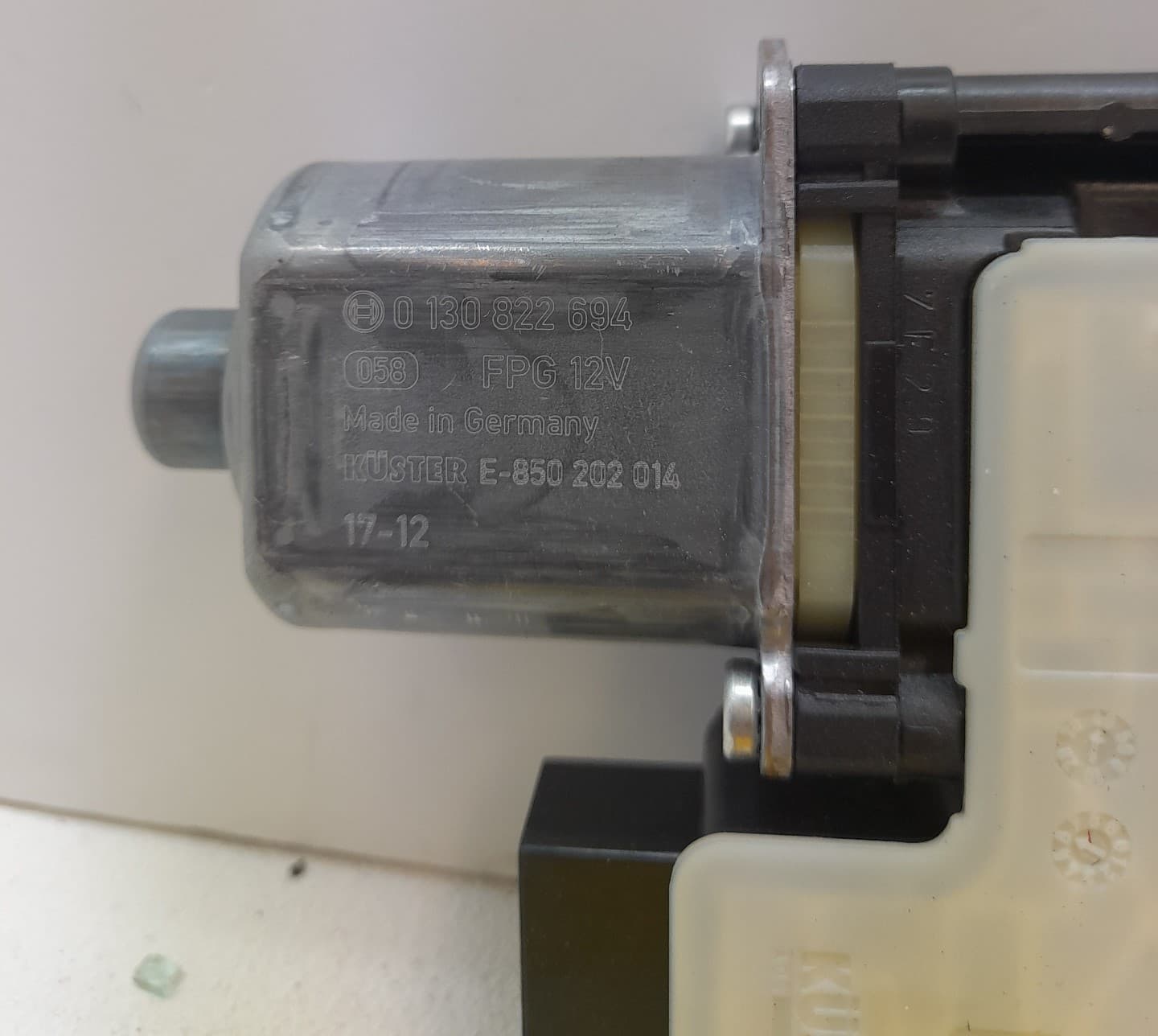 Motor elevalunas trasero derecho SEAT IBIZA V 2