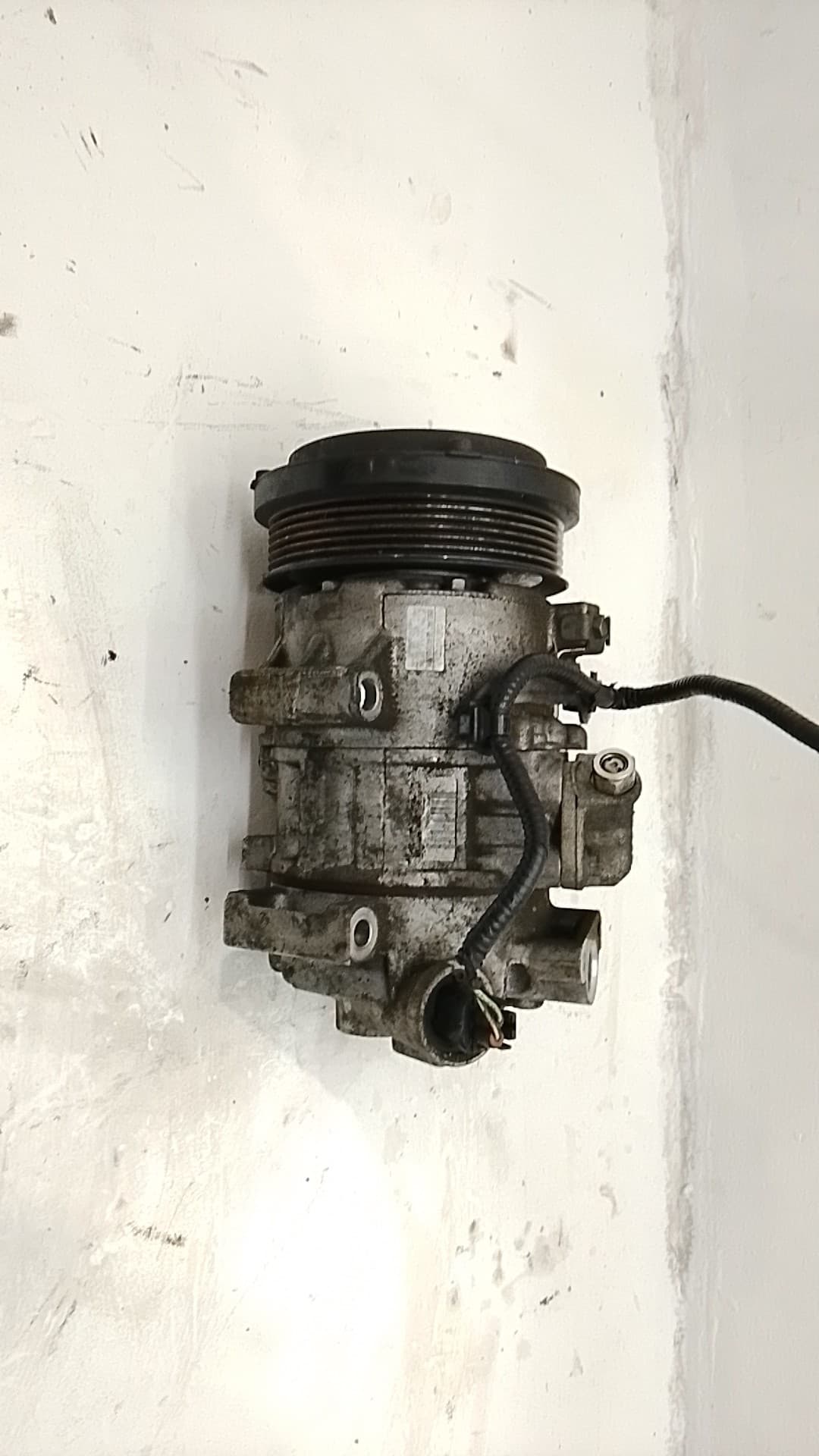 Recambio TOYOTA VERSO-S ref. 8831005140